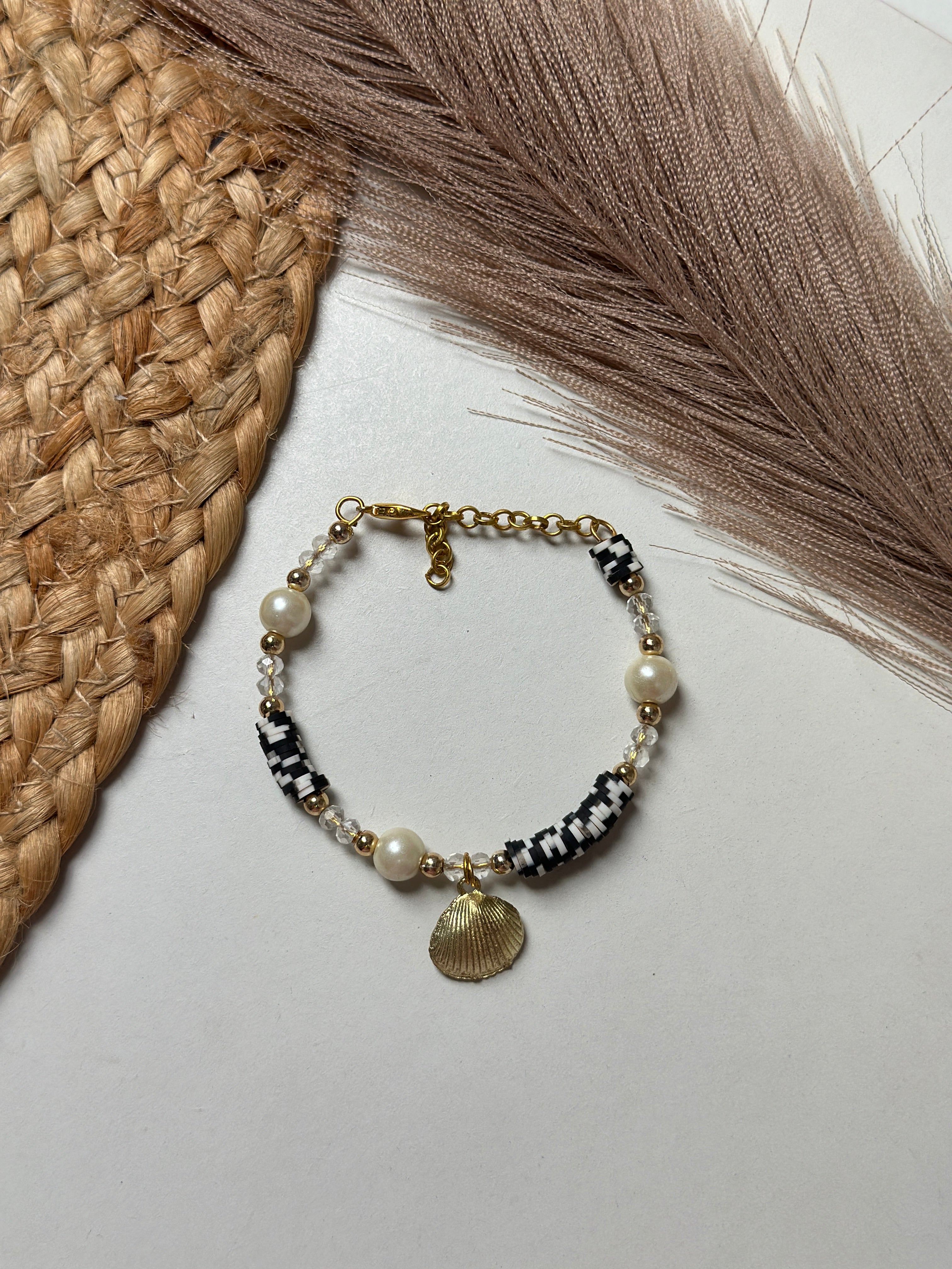 Small beaded bracelets>