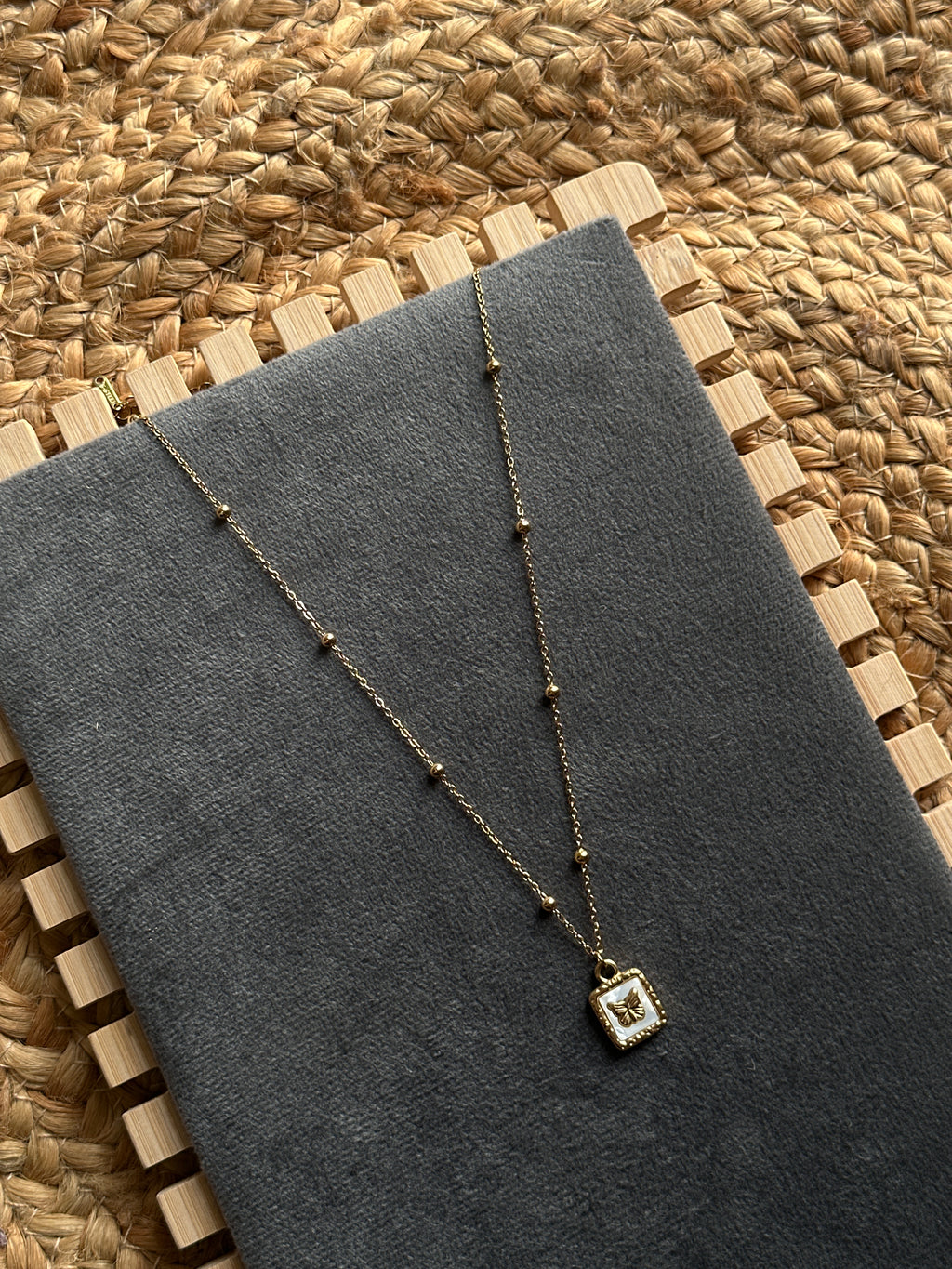 Beads butterfly pendent