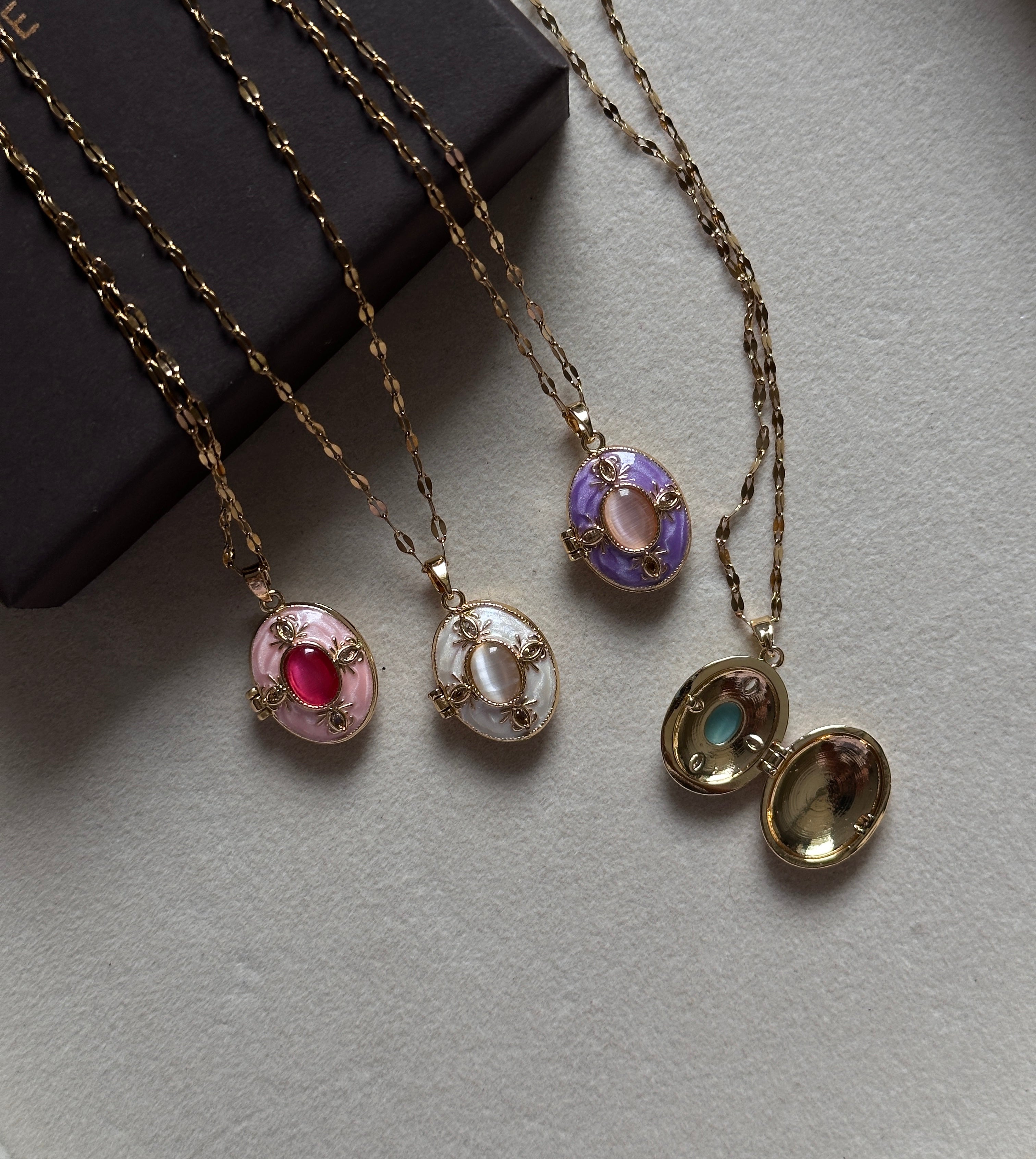 Vintage photo locket