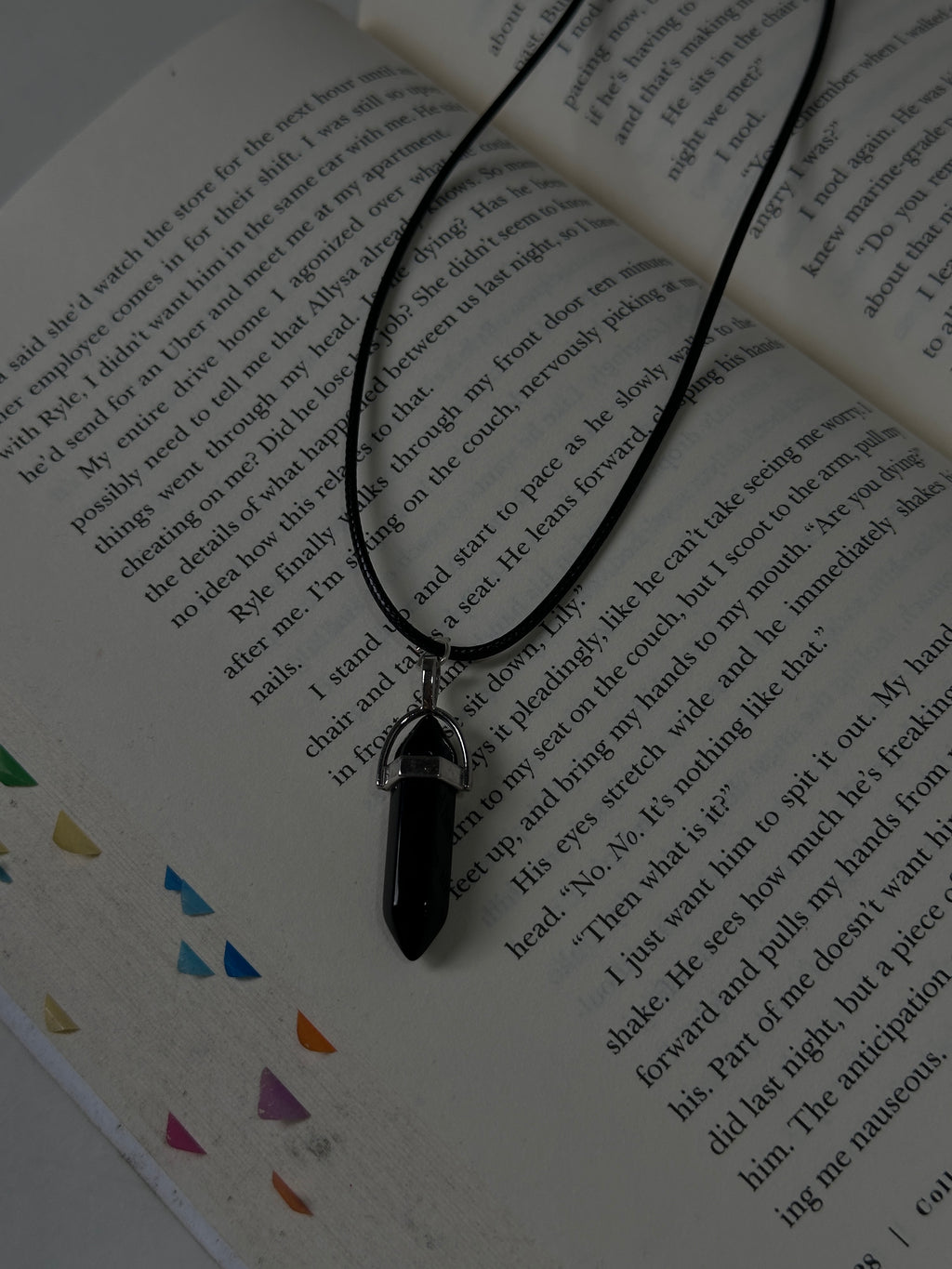 Black stone neck peice