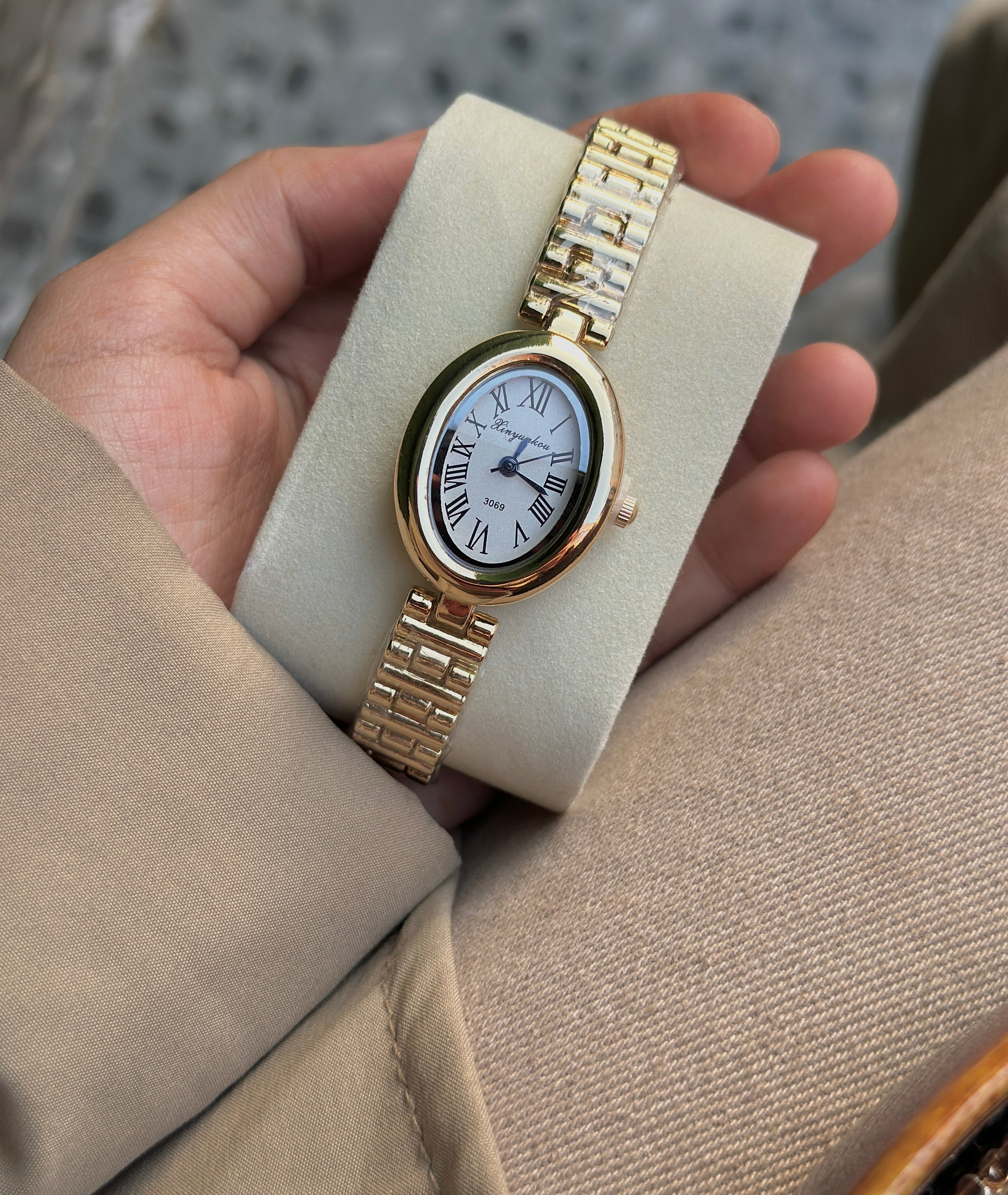 White old money watch