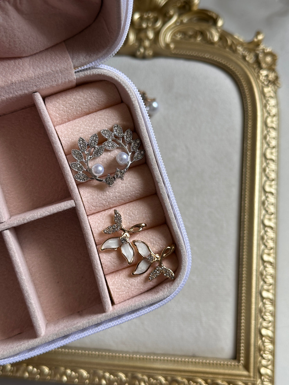 Leaf earring