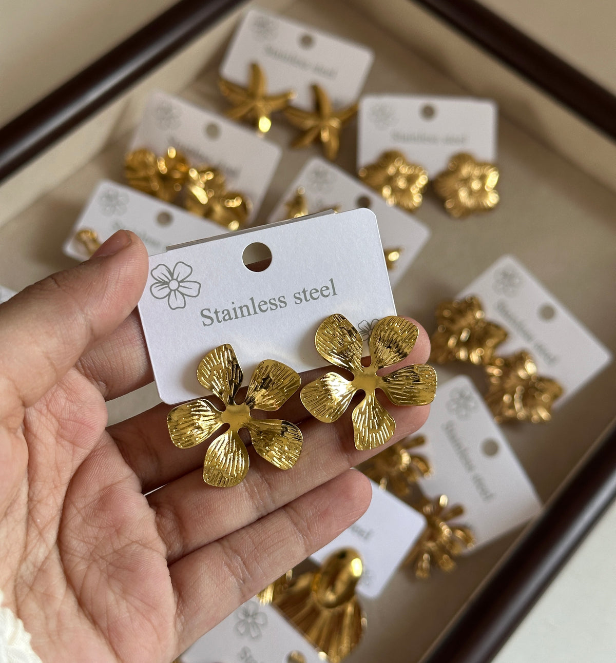 Flower earring