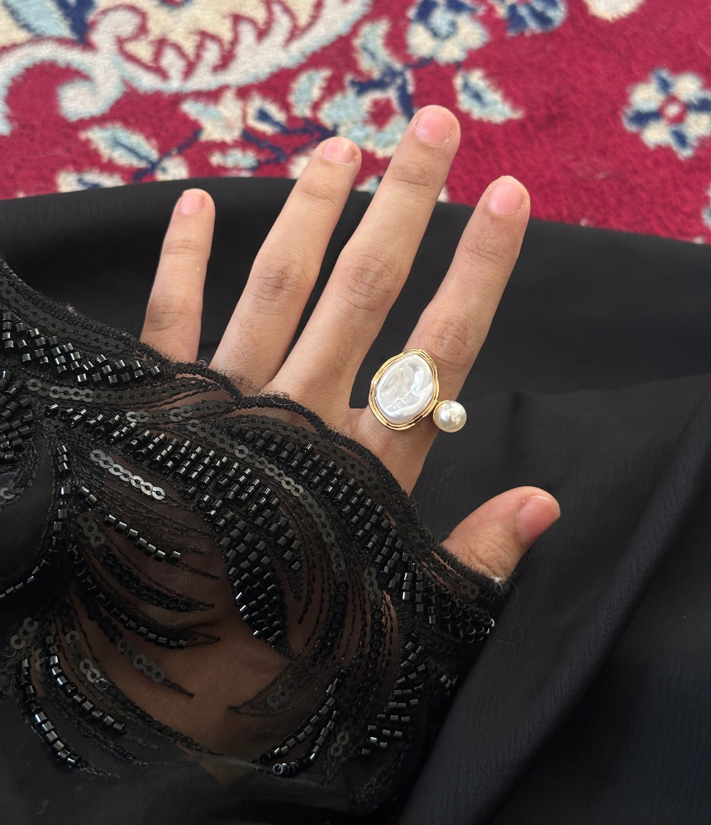 Big pearl ring