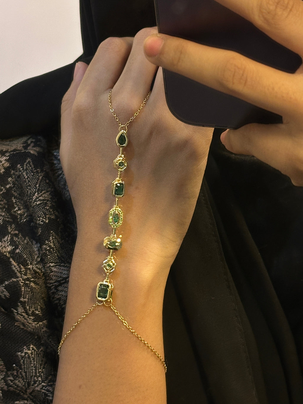 Emerald green Anti tarnished hand chain