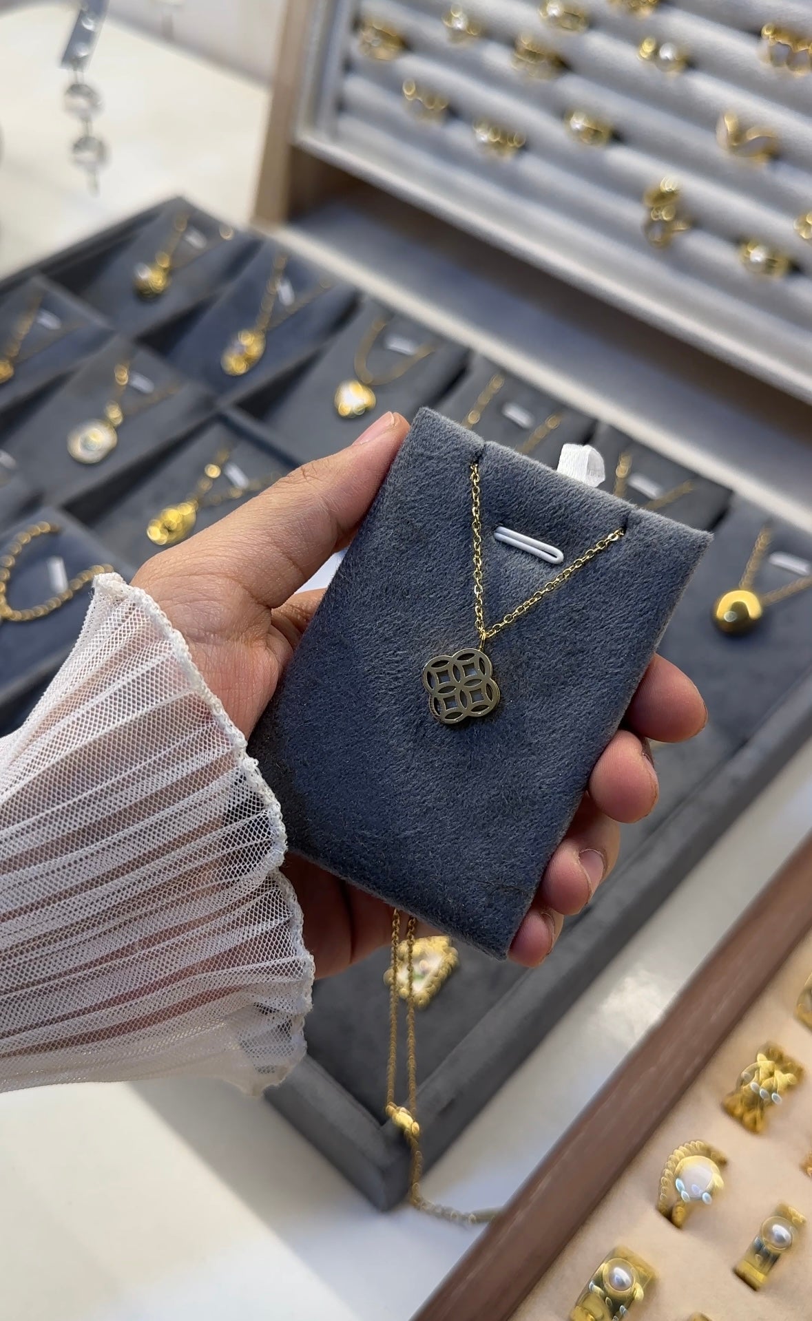 Anti tarnished necklace