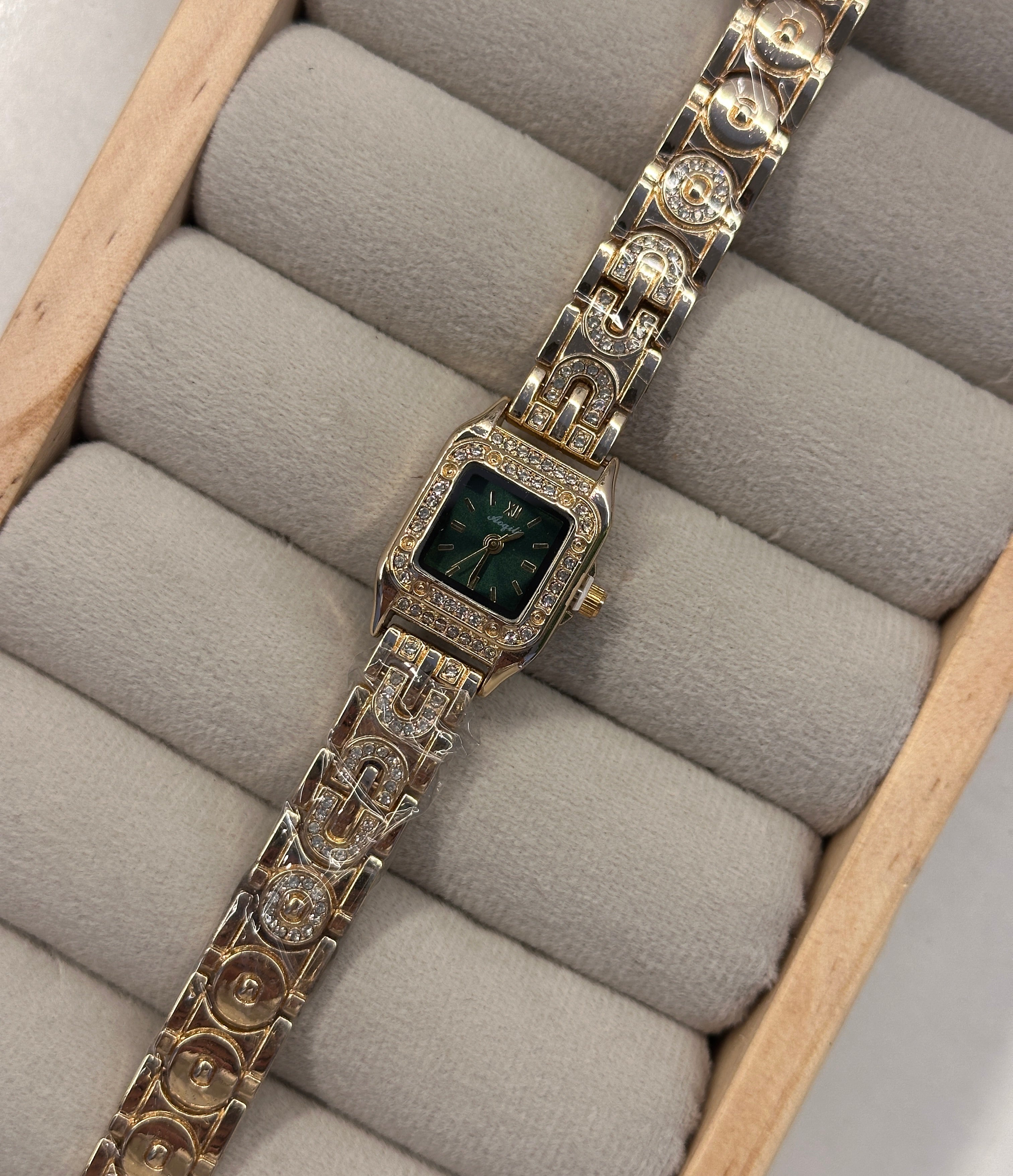 Old vintage green dial