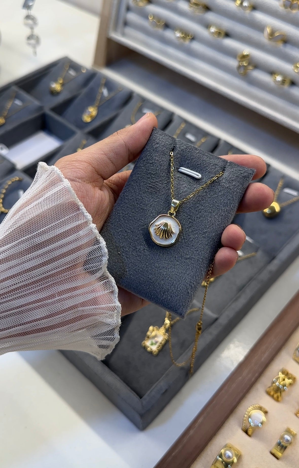 Anti tarnished necklace