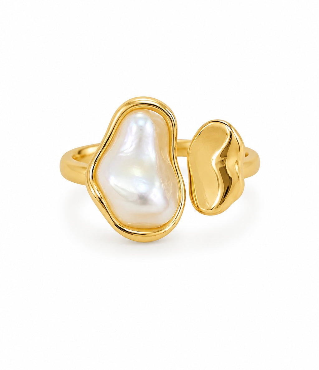 Big pearl ring