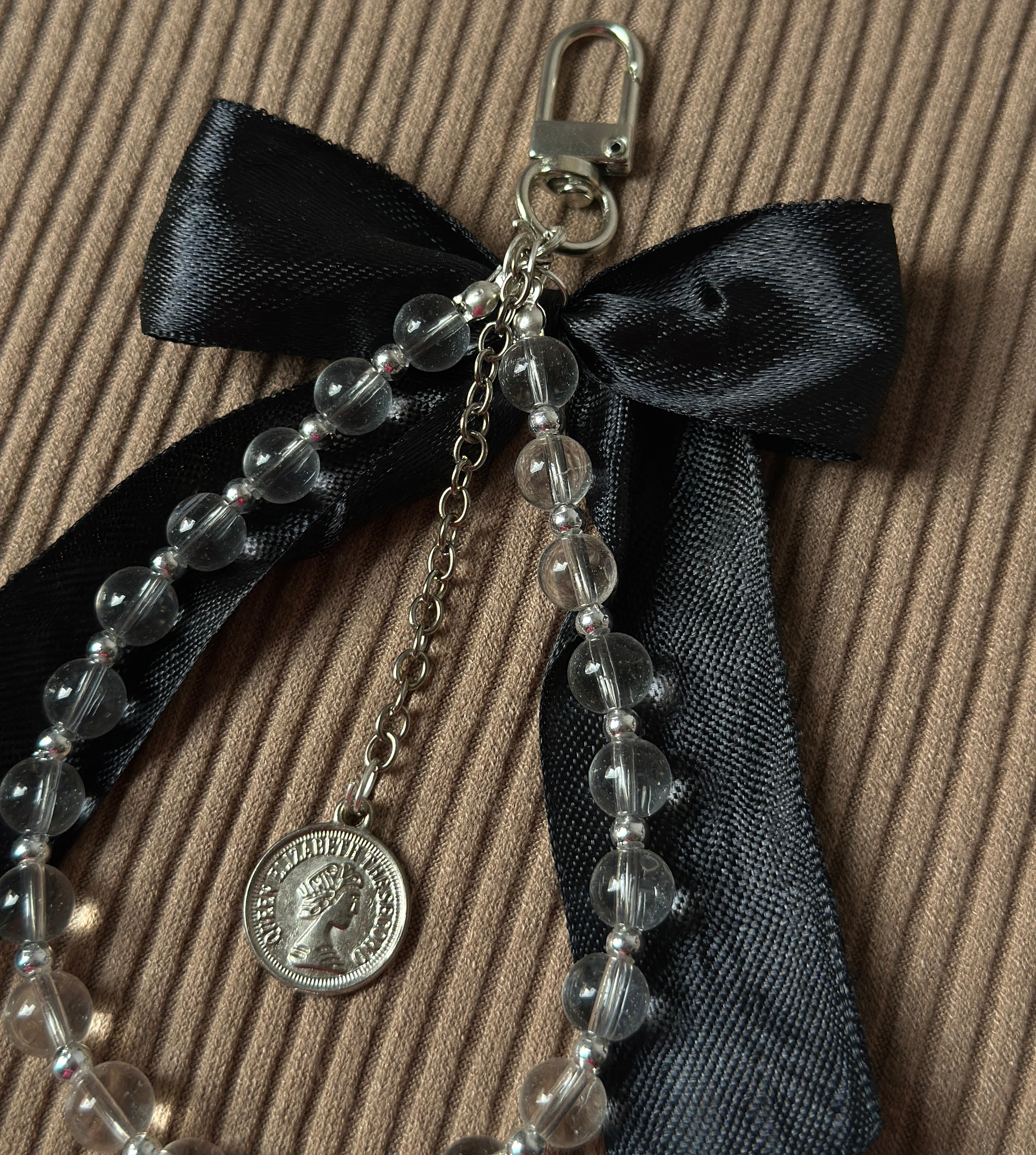 Ribbon charm