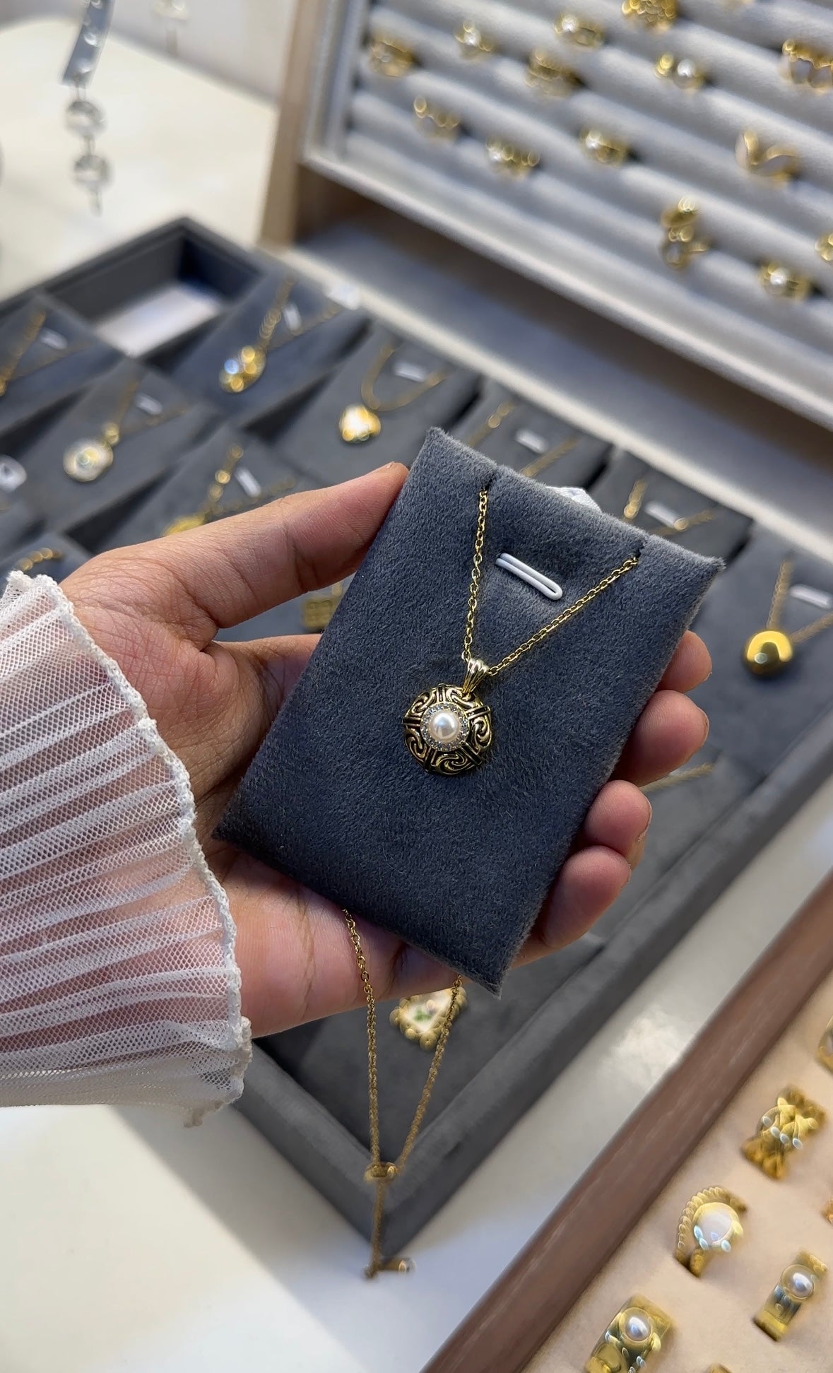 Anti tarnished necklace