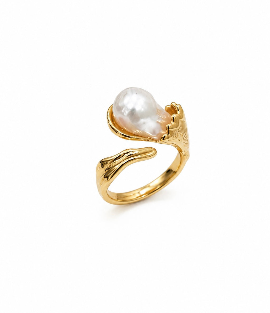 Big pearl ring