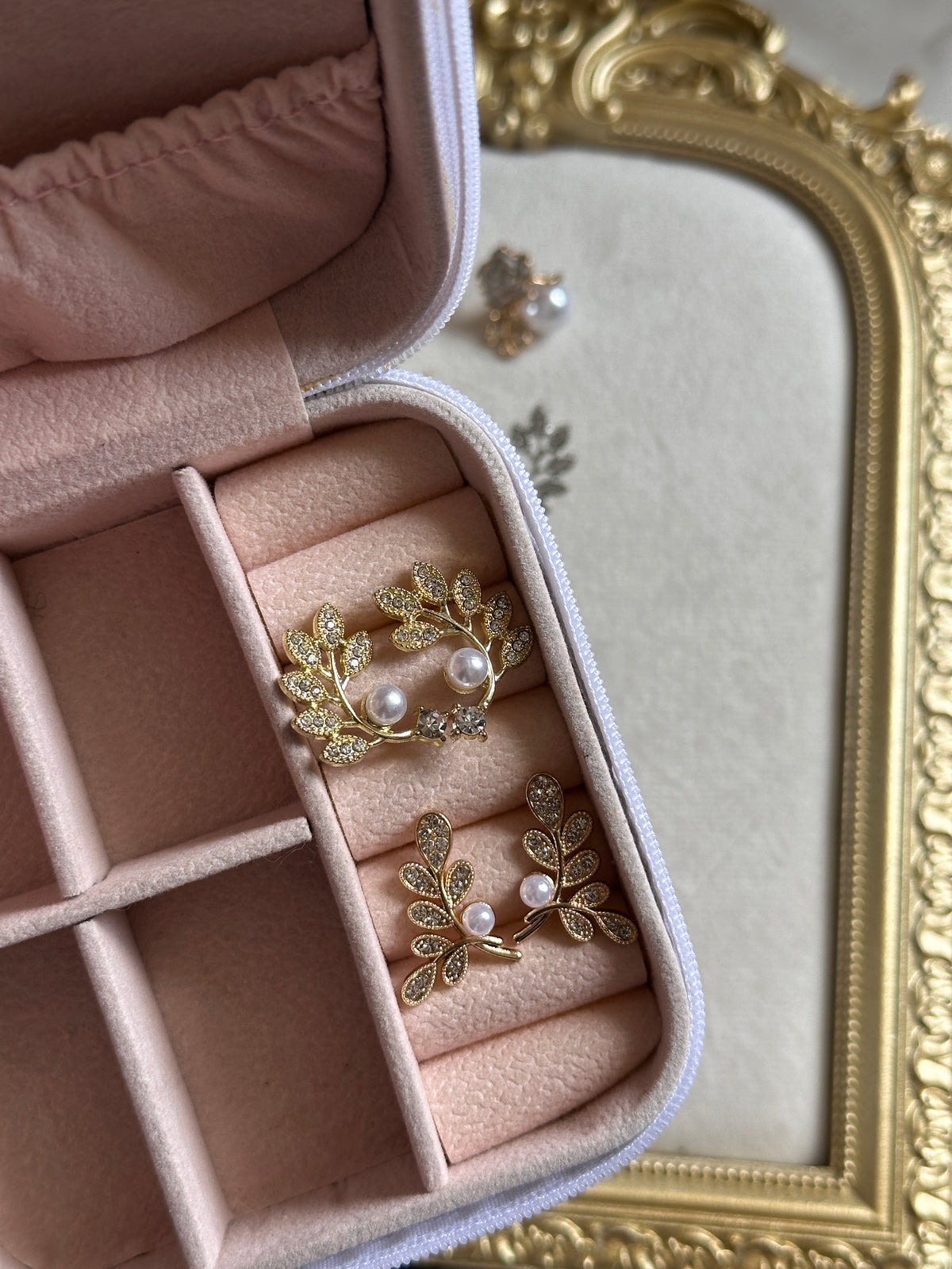 Petals earring