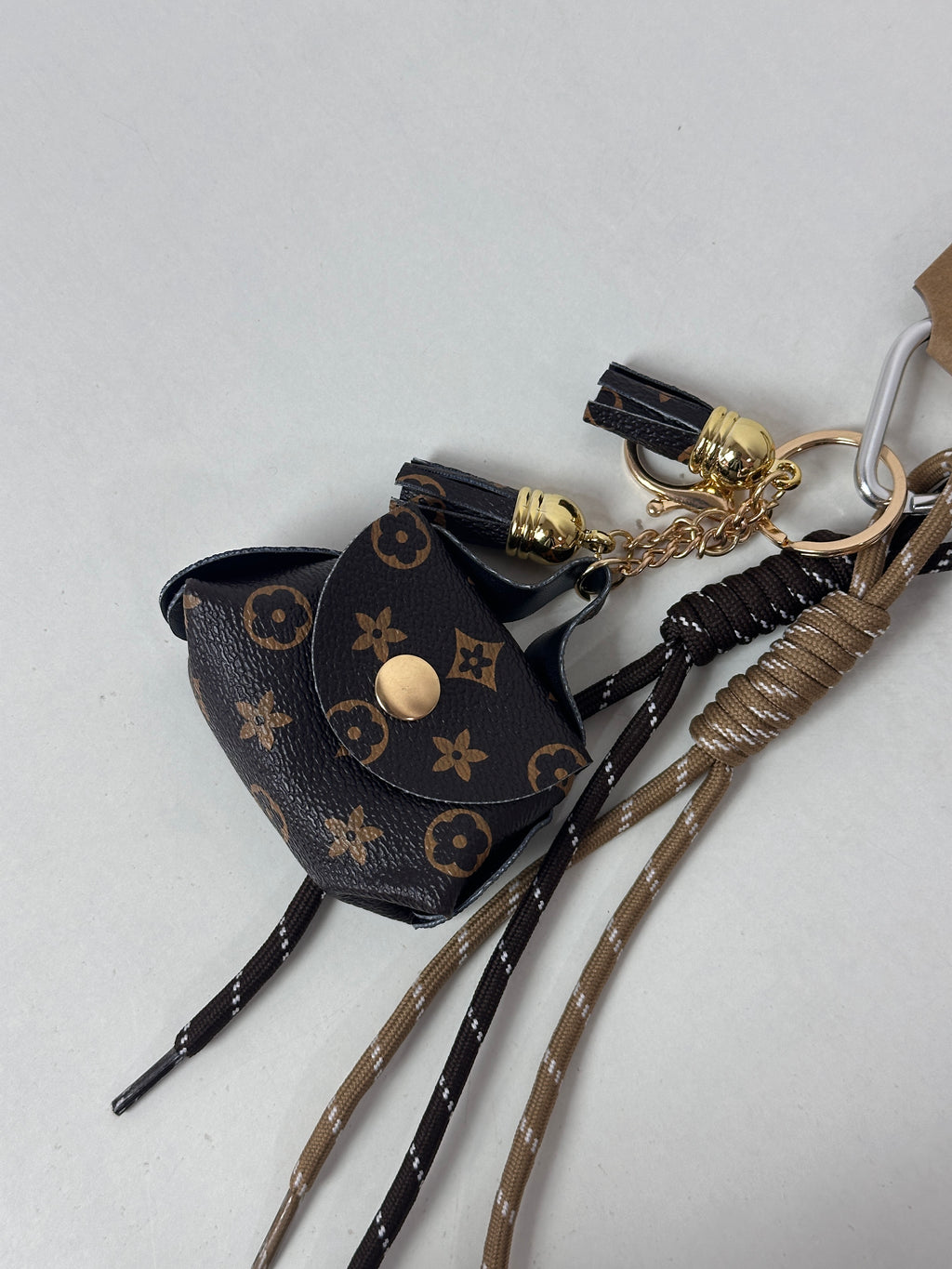 Premium multiple keychain