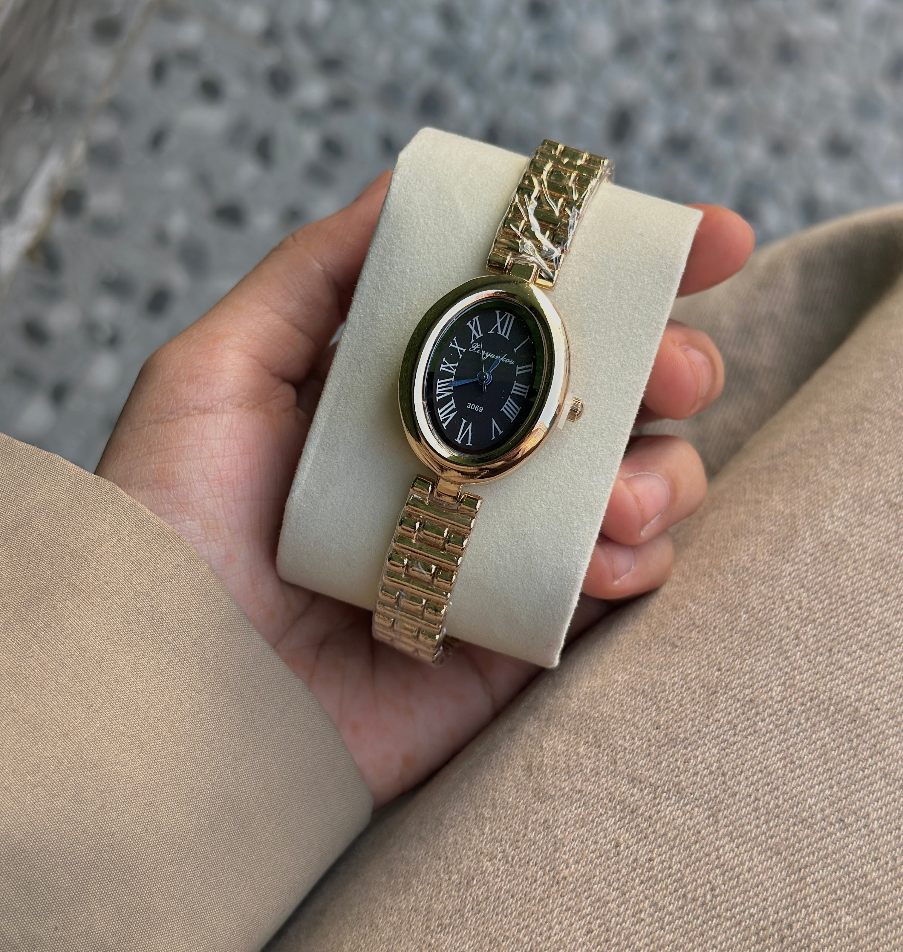 Black old money watch