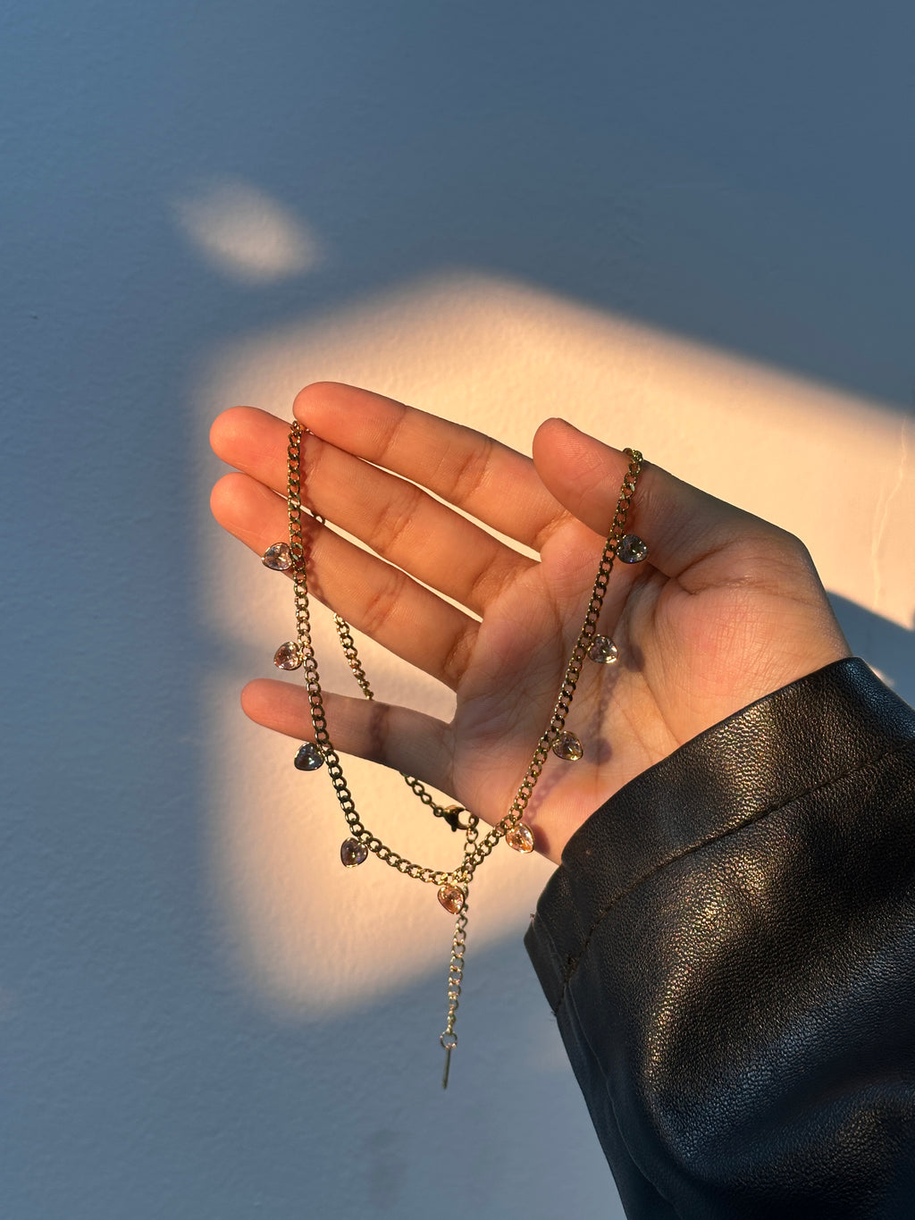 Anti tarnished diamond necklace