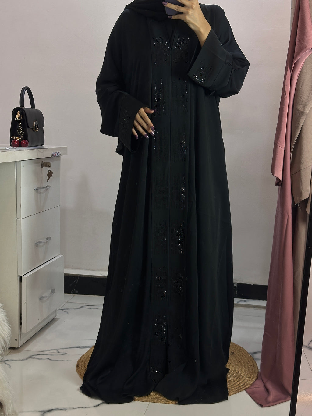Black stone abaya