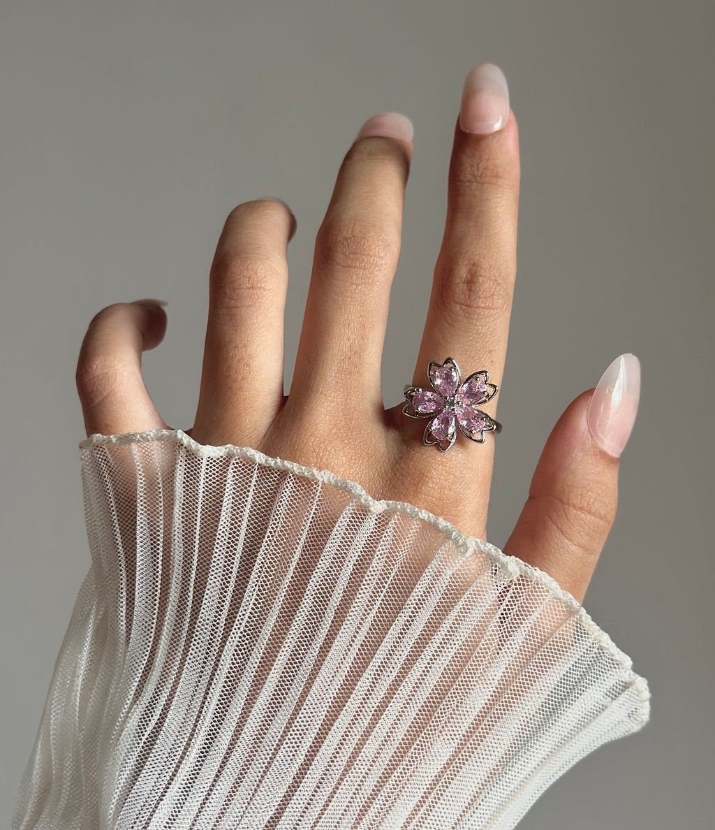 Dreamy Floral ring