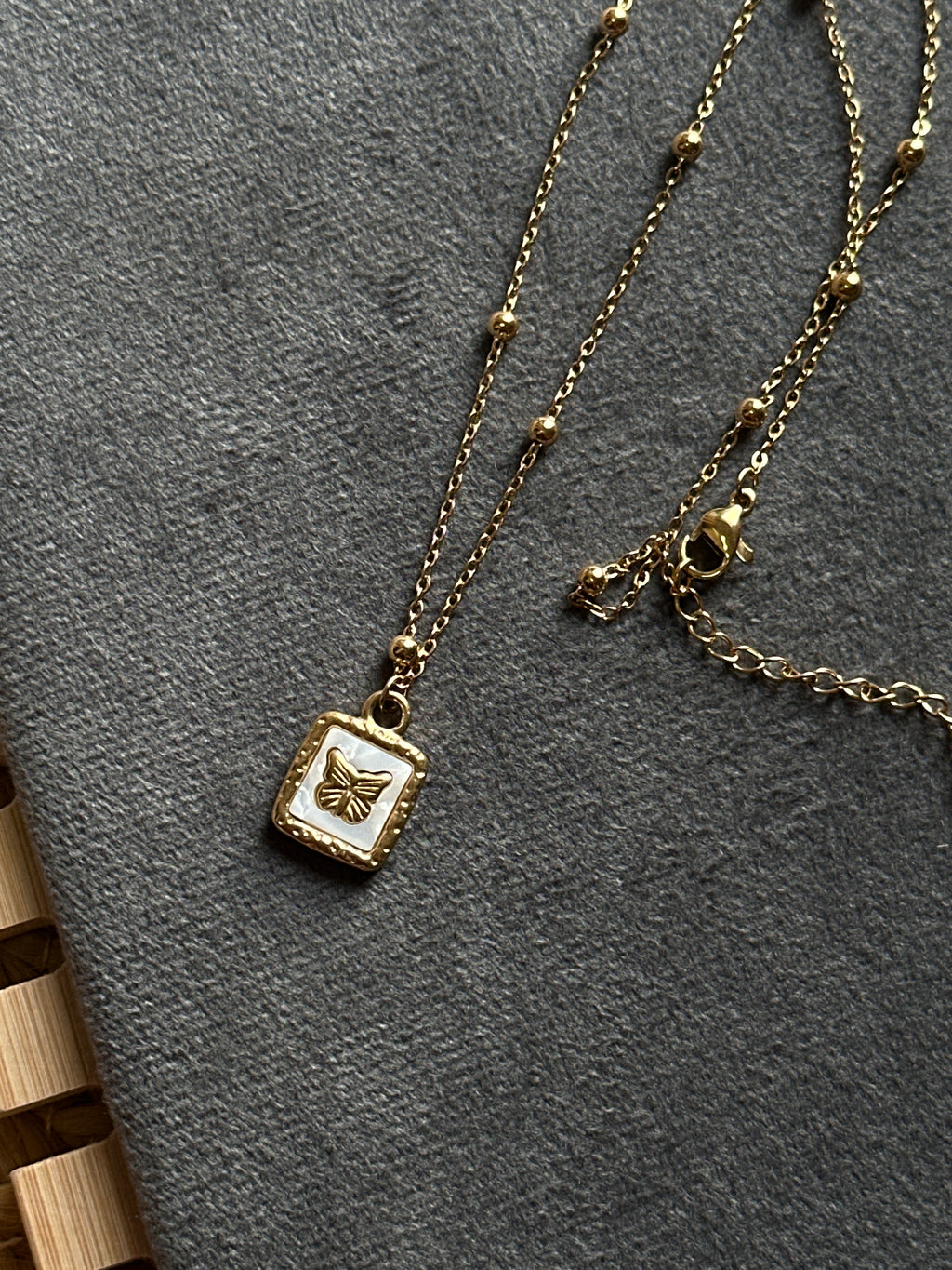 Beads butterfly pendent