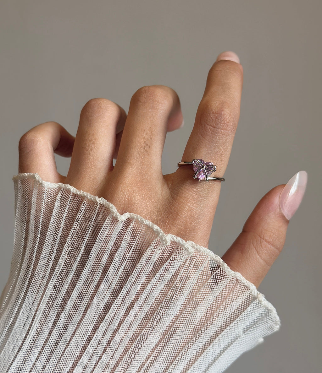 Mini Bow Ring