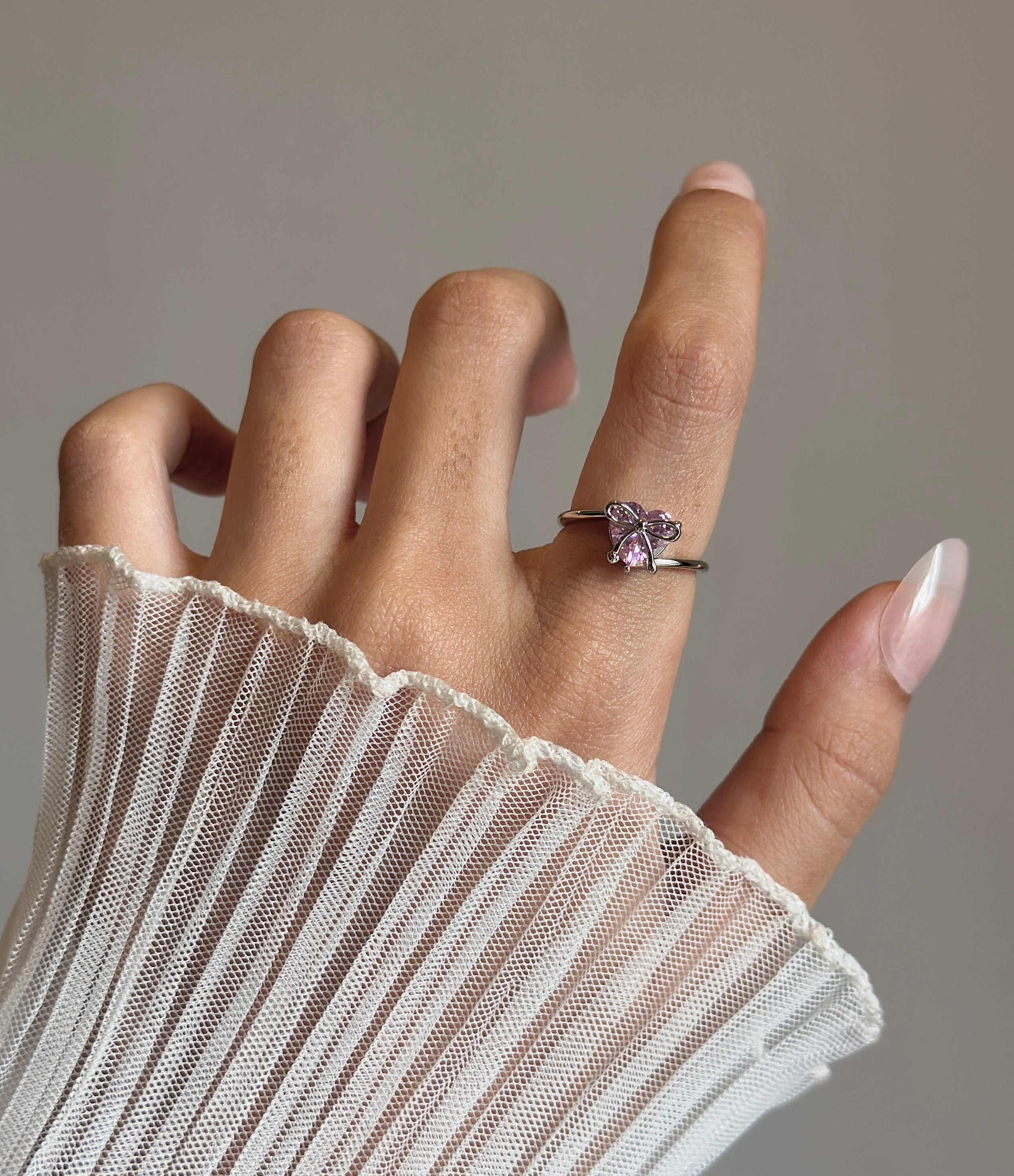 Mini Bow Ring