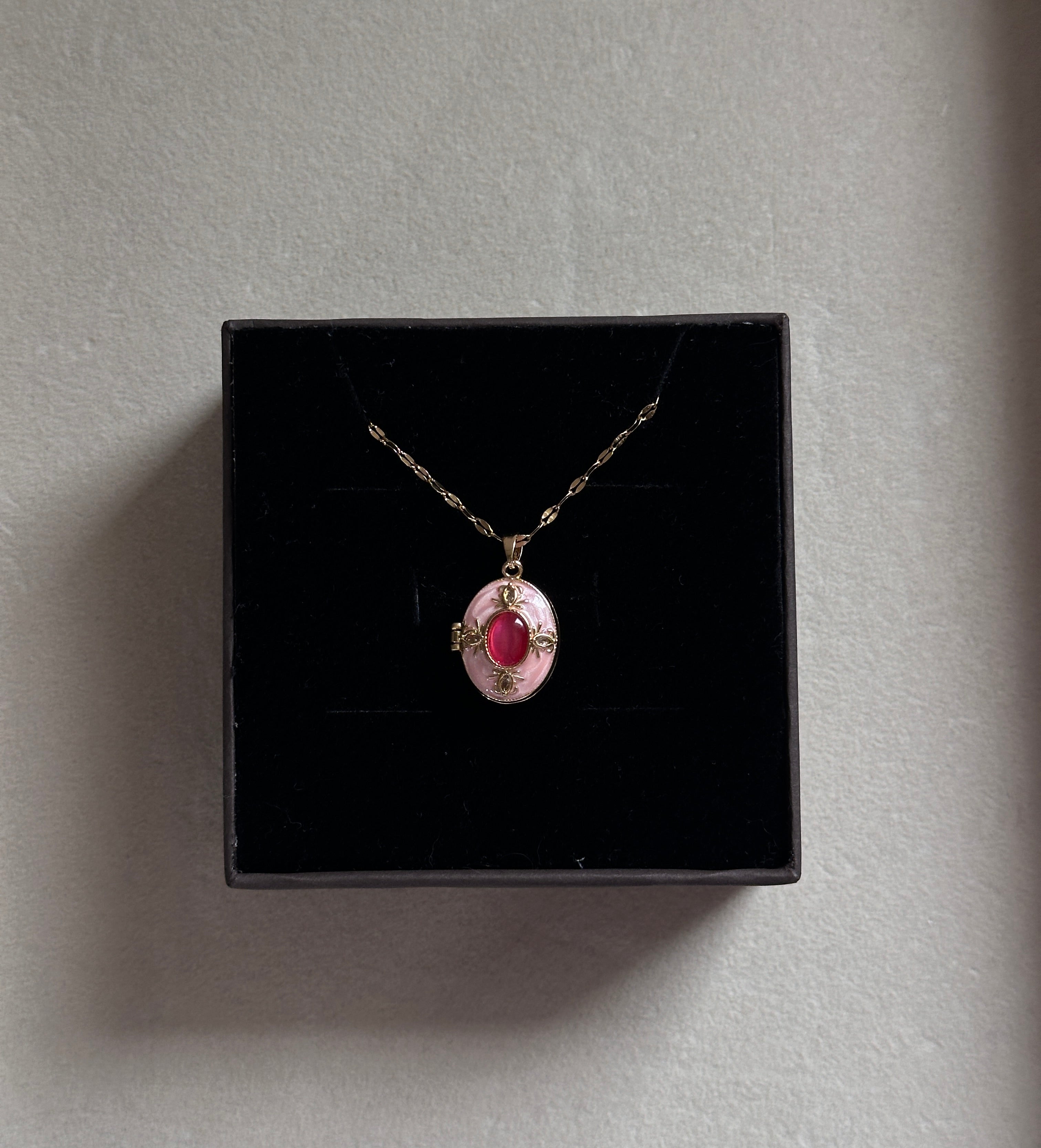 Vintage photo locket