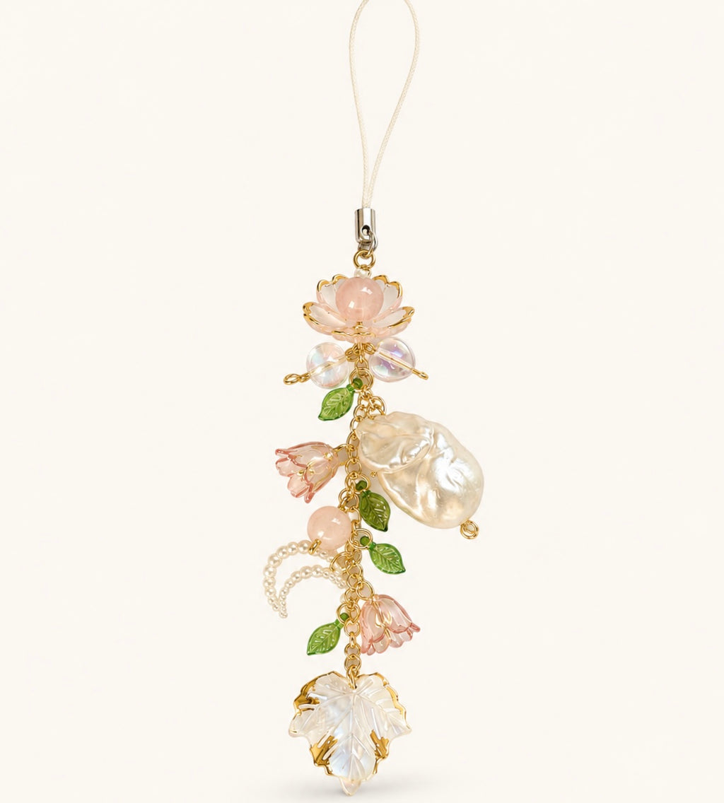 Leaf phone charm