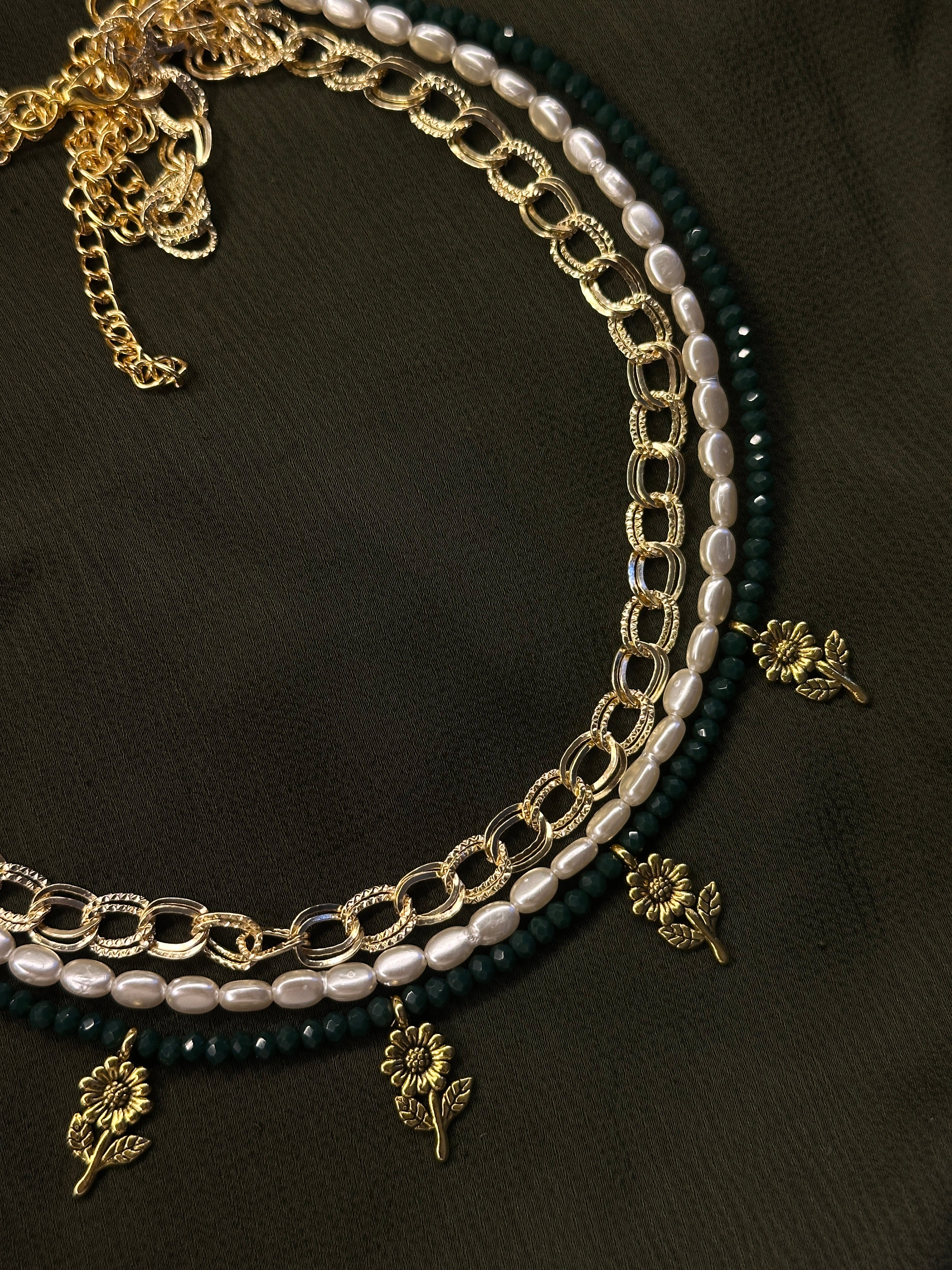 Emerald green luxary necklace set