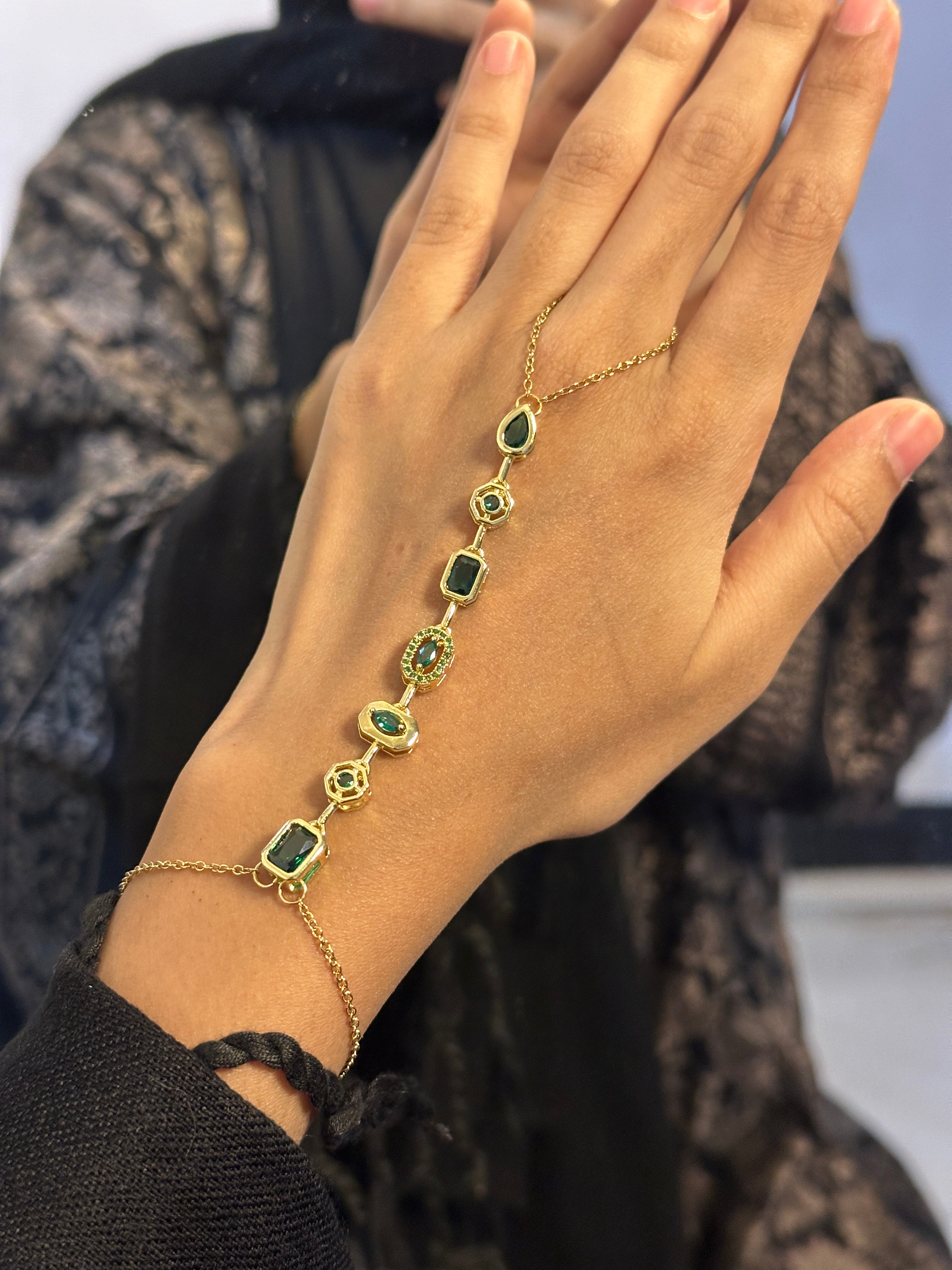 Emerald green Anti tarnished hand chain