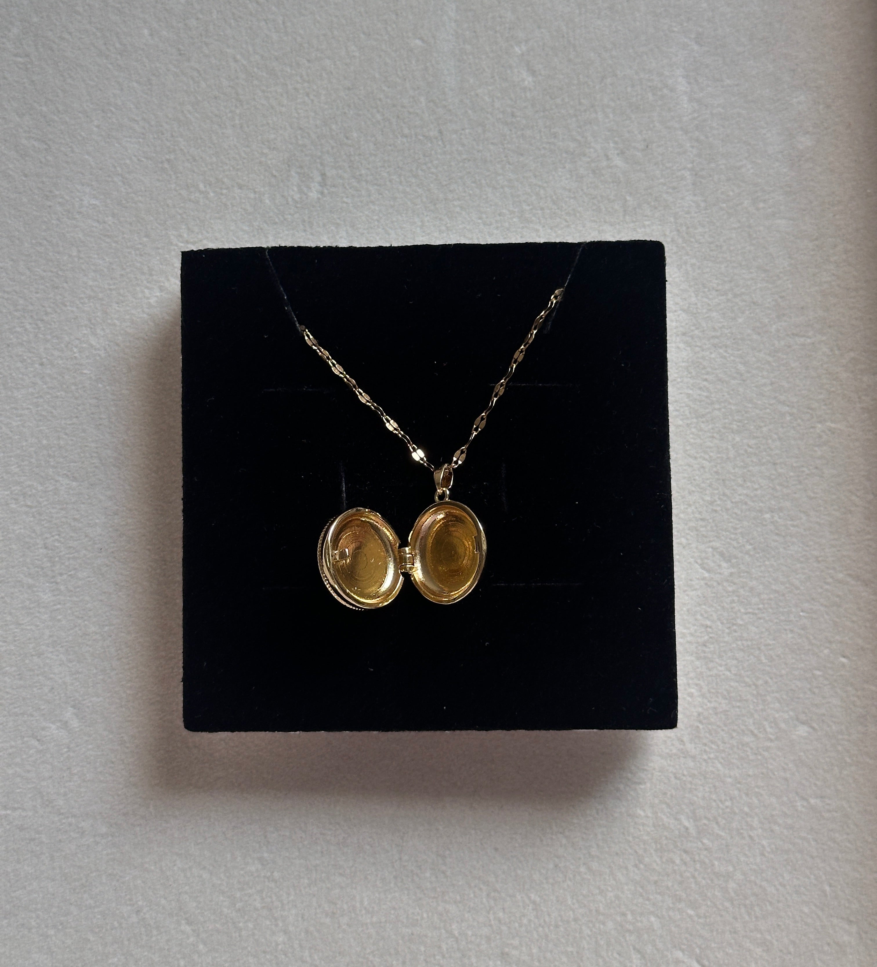 Whimsical photo locket