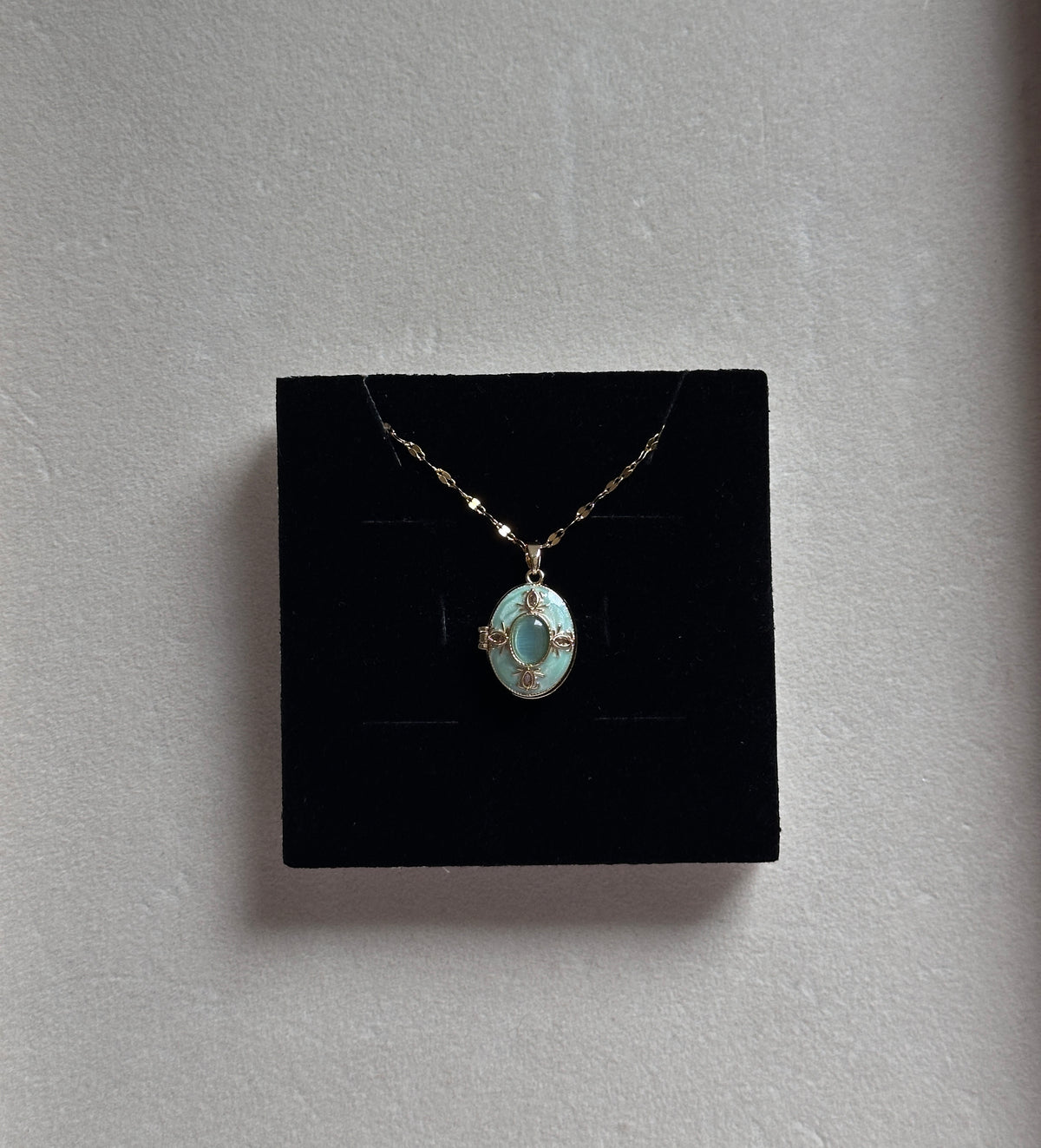 Vintage photo locket