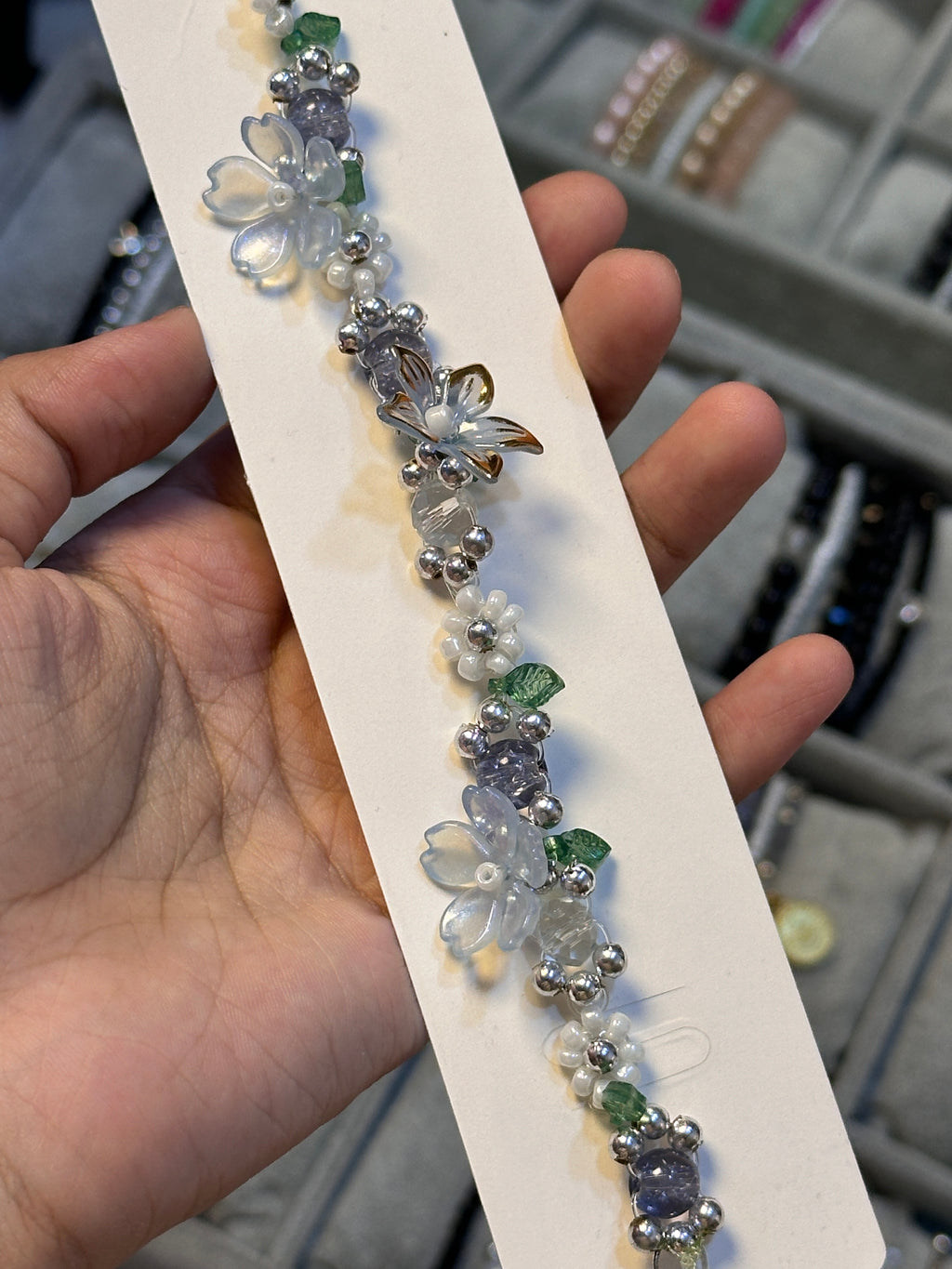 Blue flower bracelet 🦋