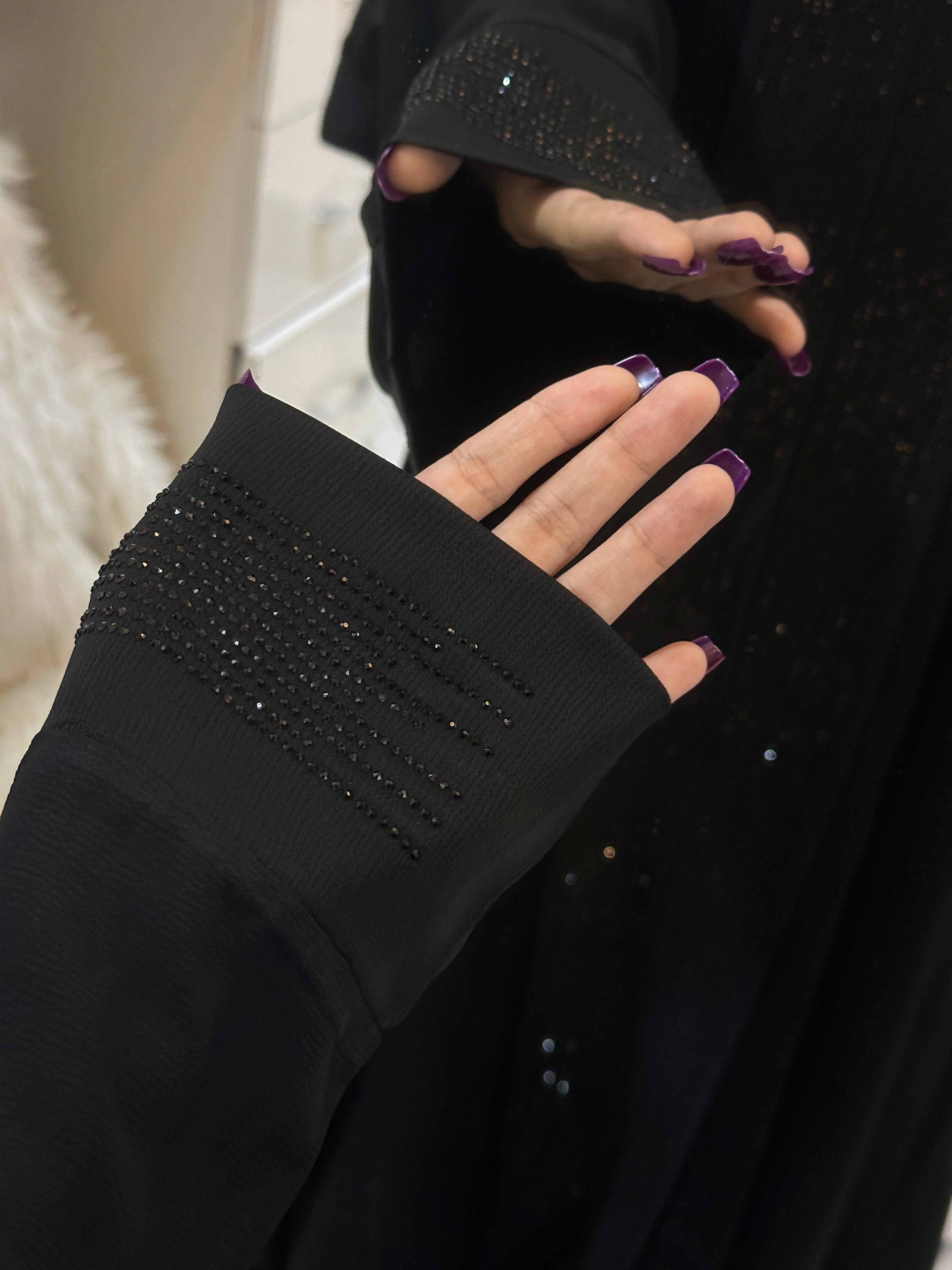 Black stone abaya