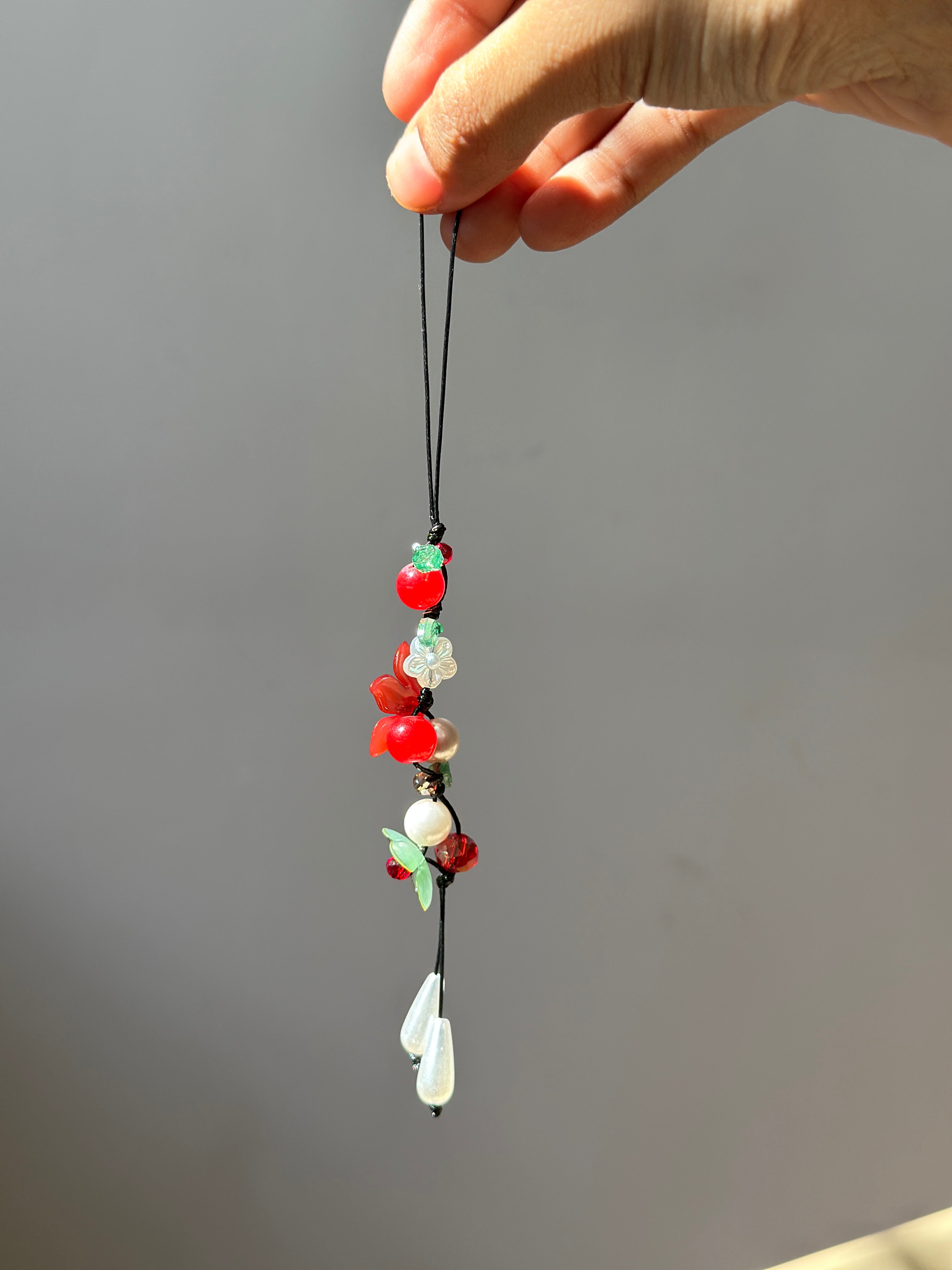 Red flower charm