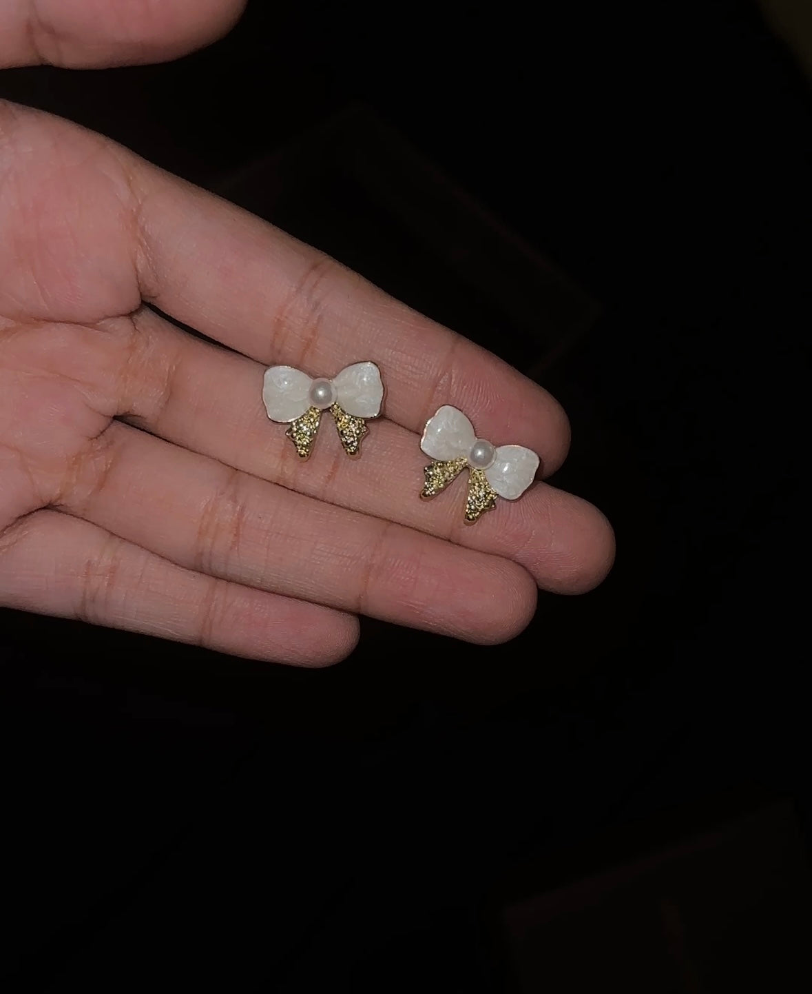 Daily wear earrings