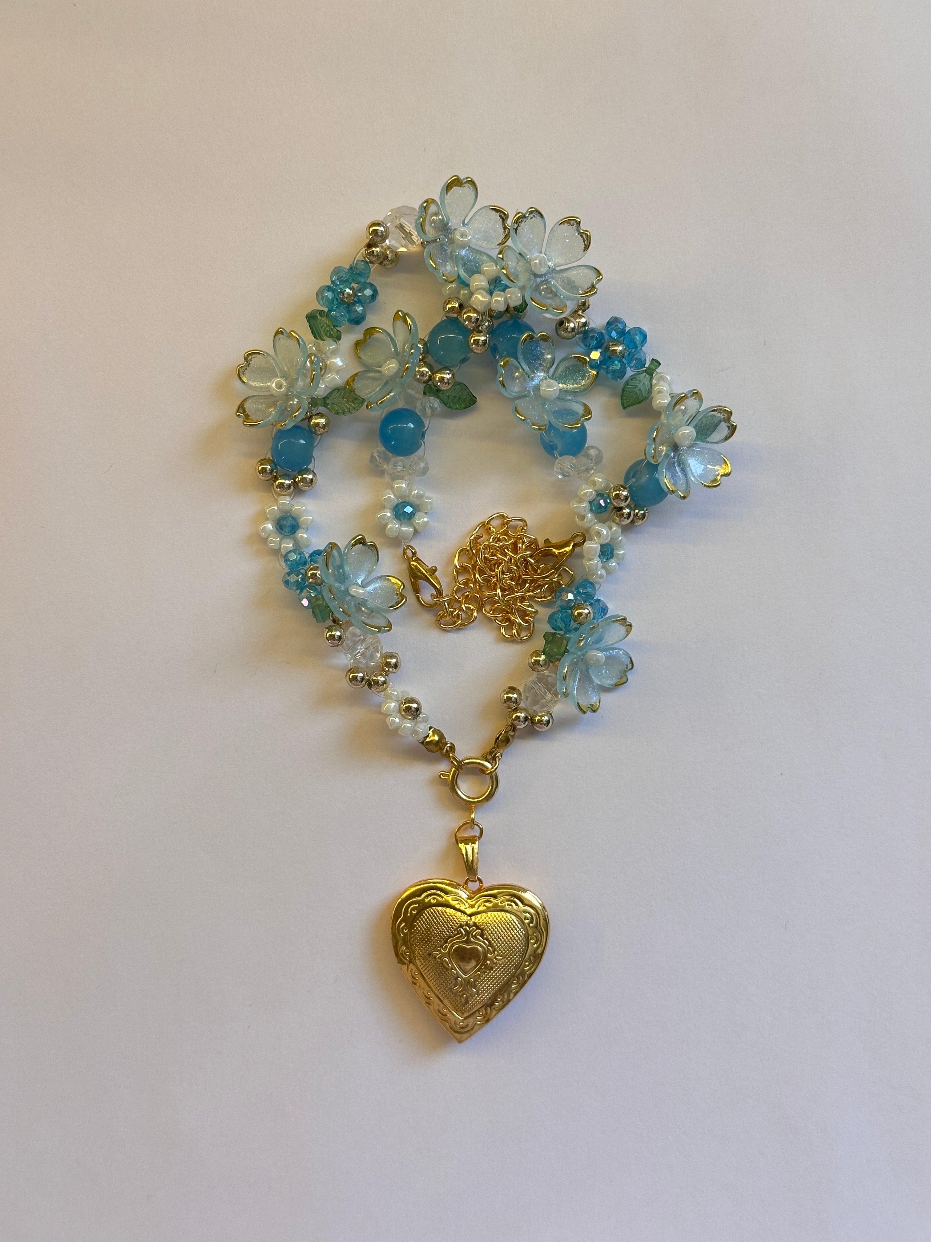 Floral necklace