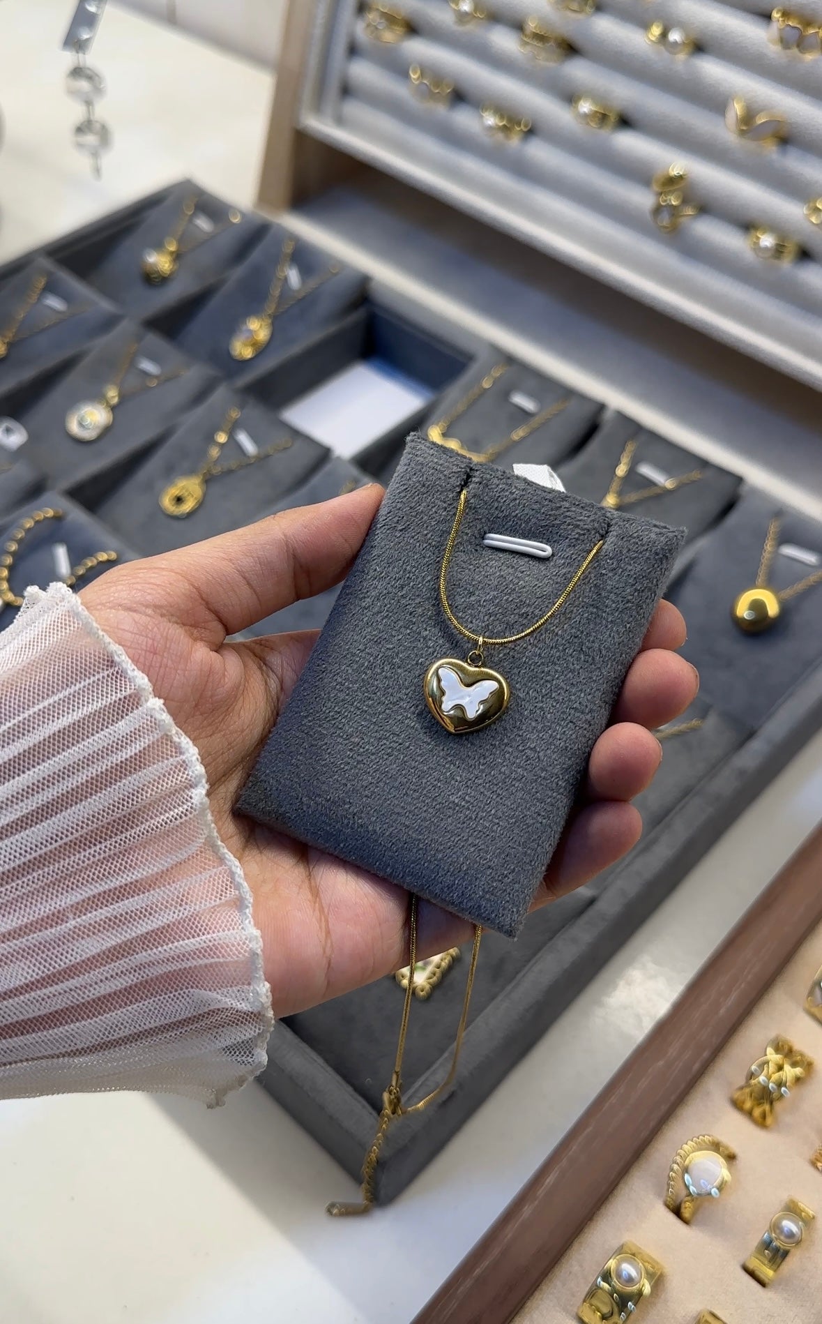 Anti tarnished necklace