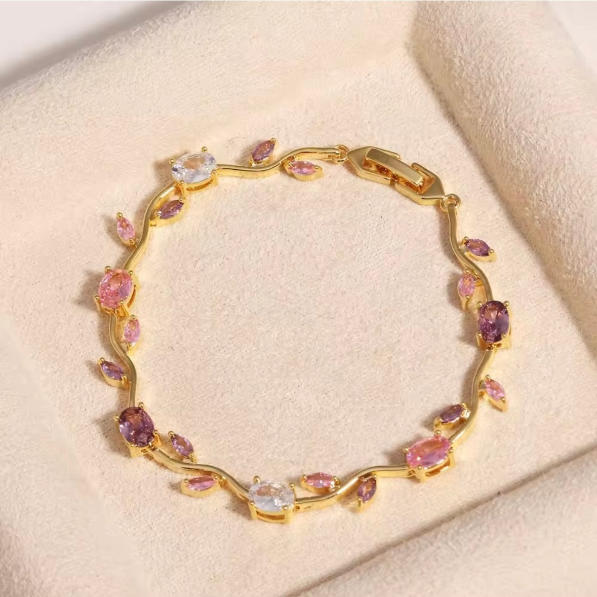 Tulip bracelet