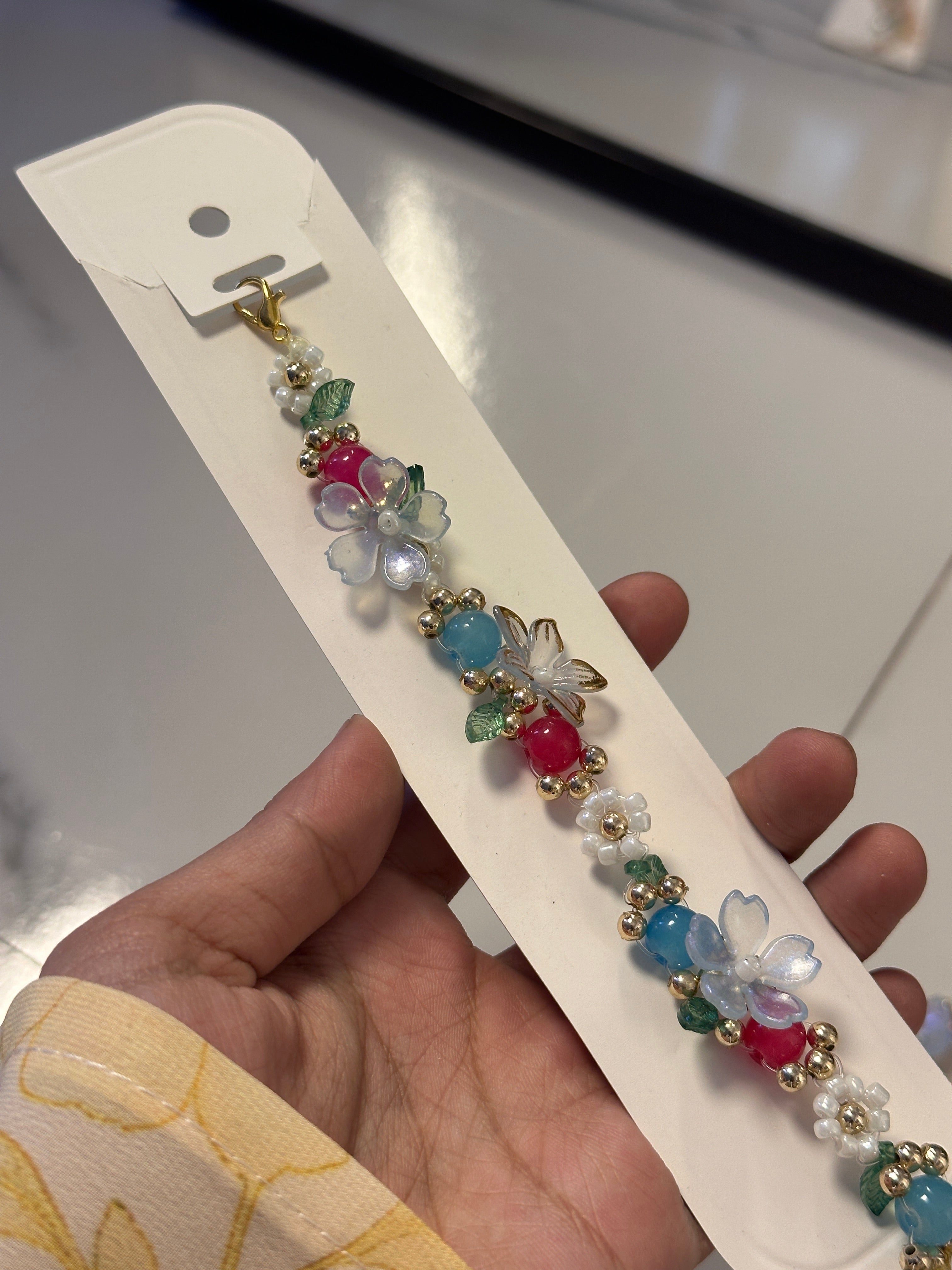 Multicolour flower bracelet 🌺