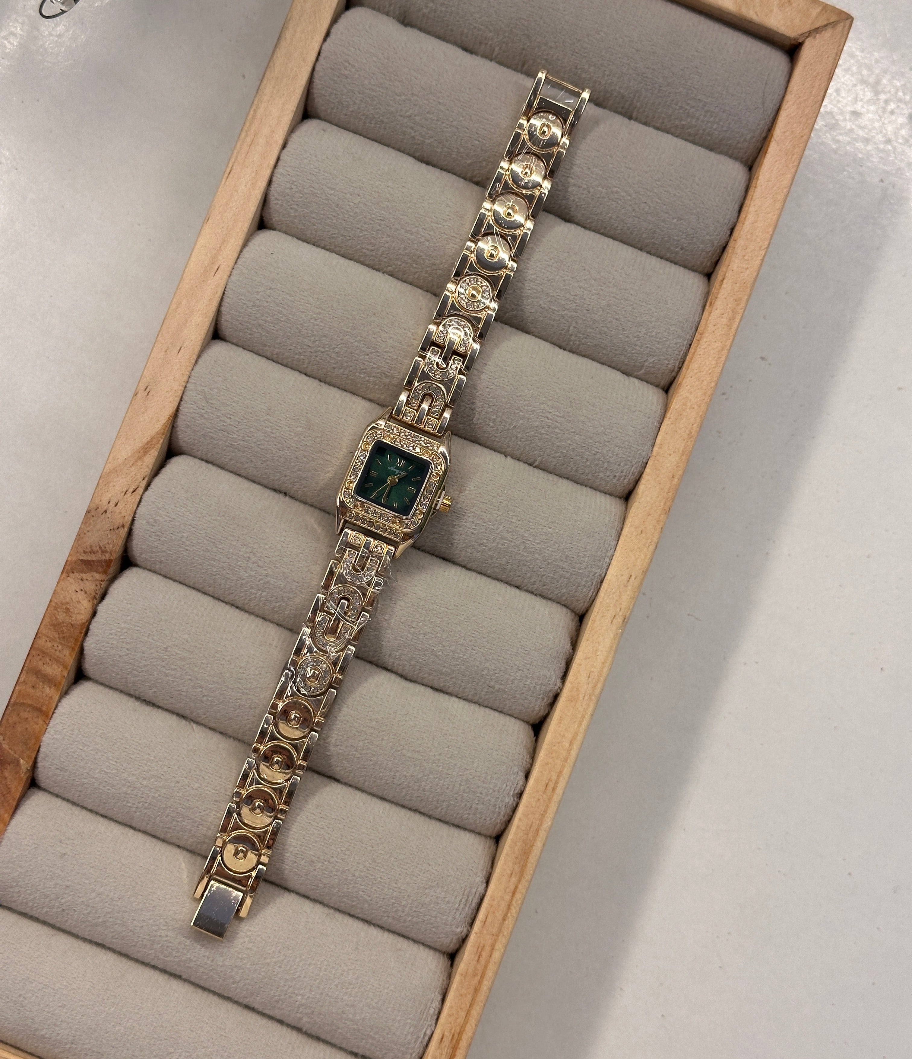 Old vintage green dial