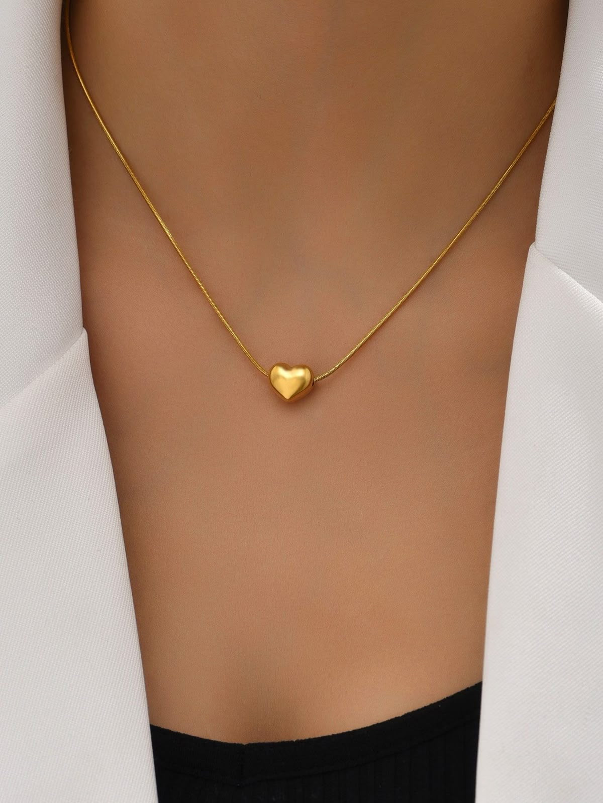 Minimal necklace