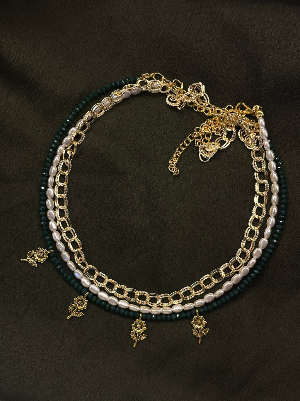 Emerald green luxary necklace set