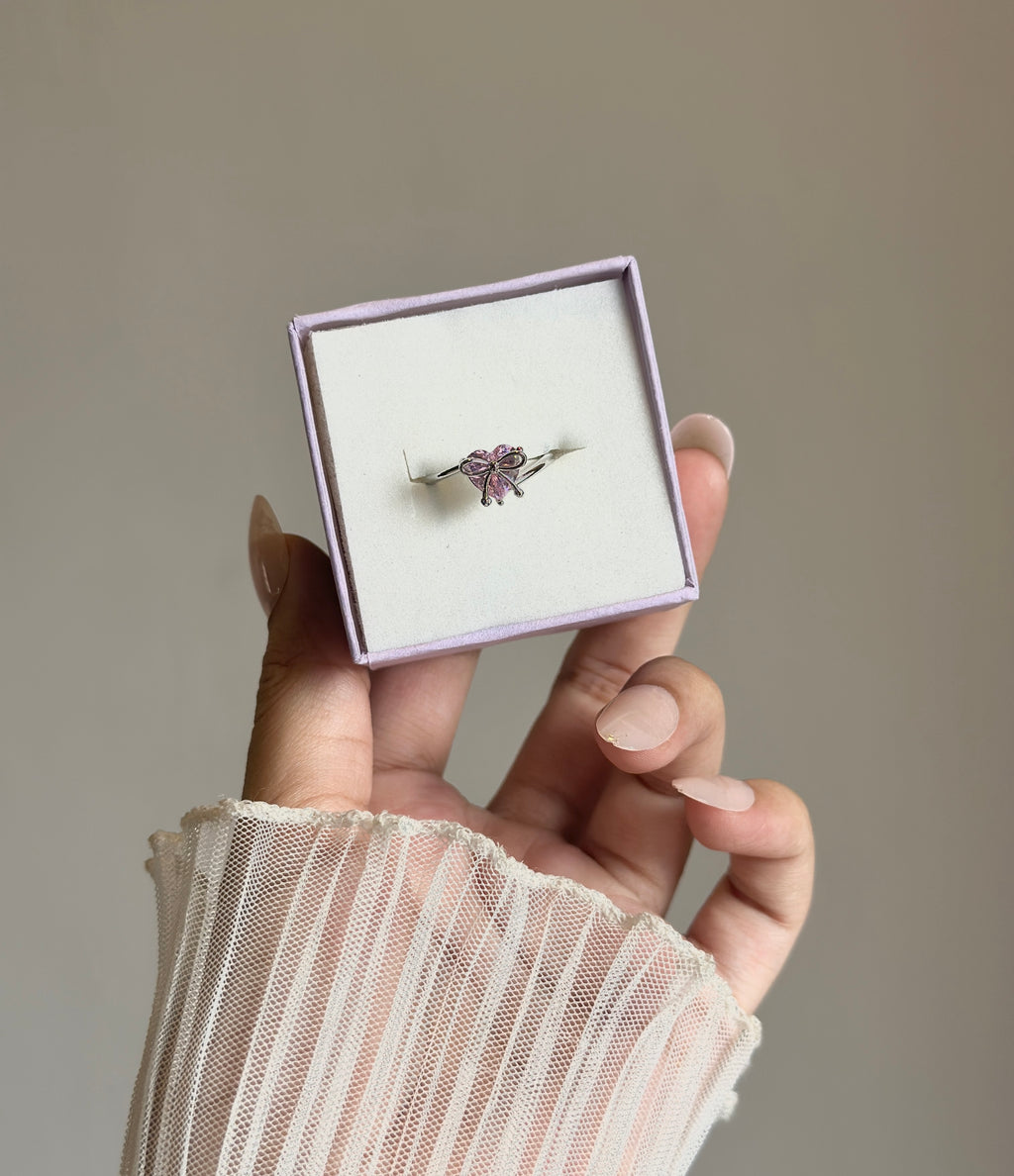 Mini Bow Ring