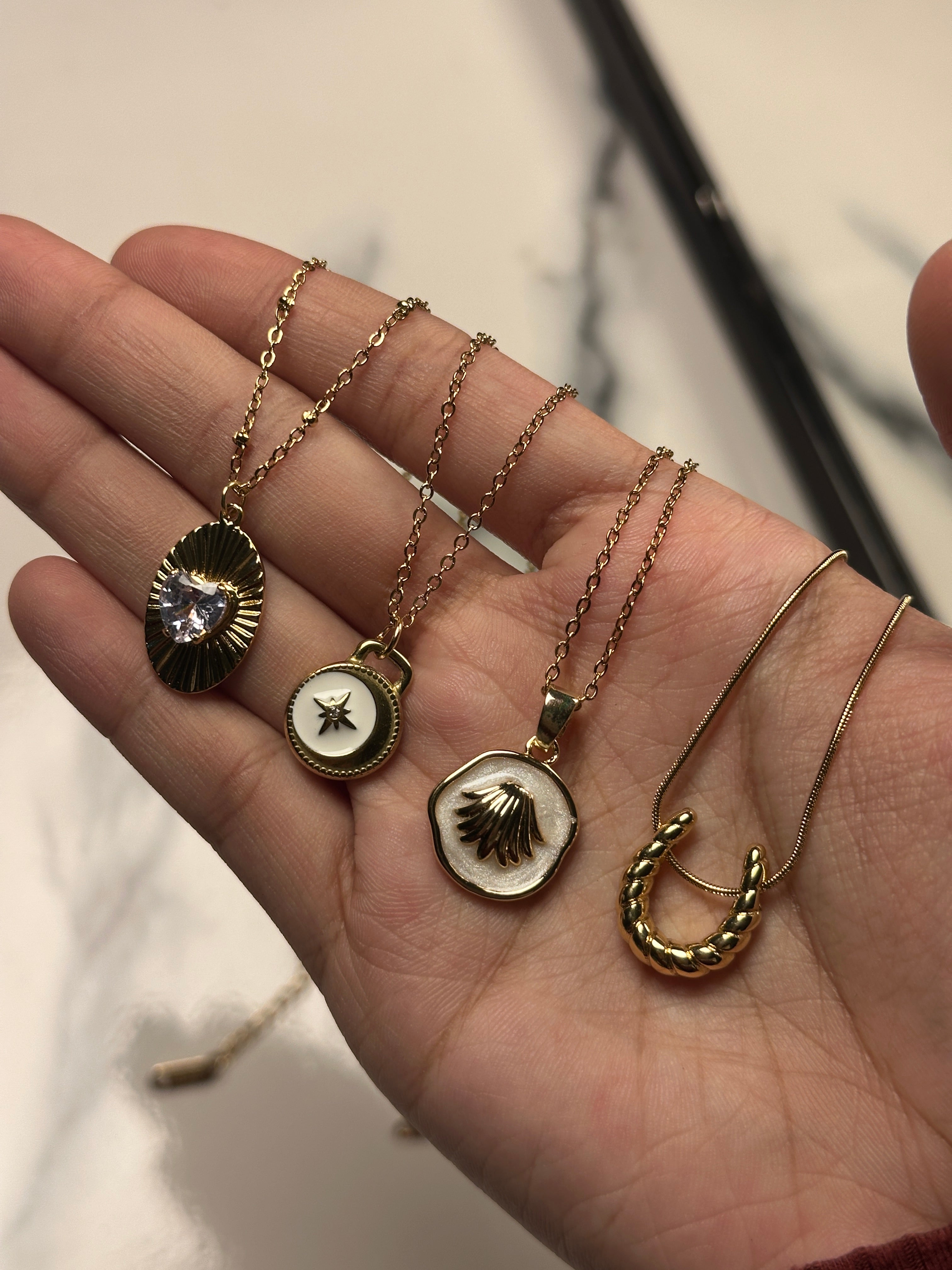 Minimal daily wear necklace