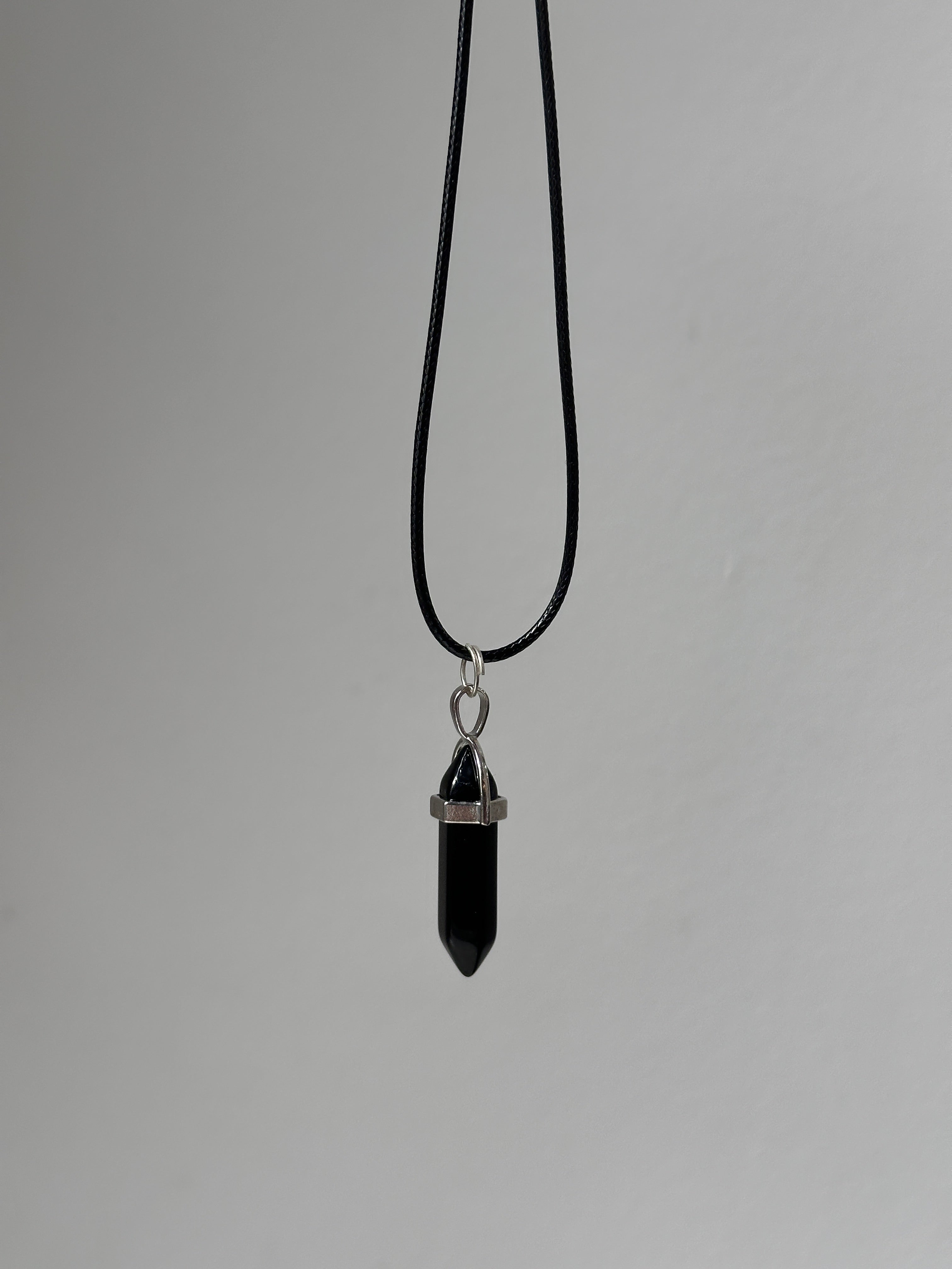 Black stone neck peice
