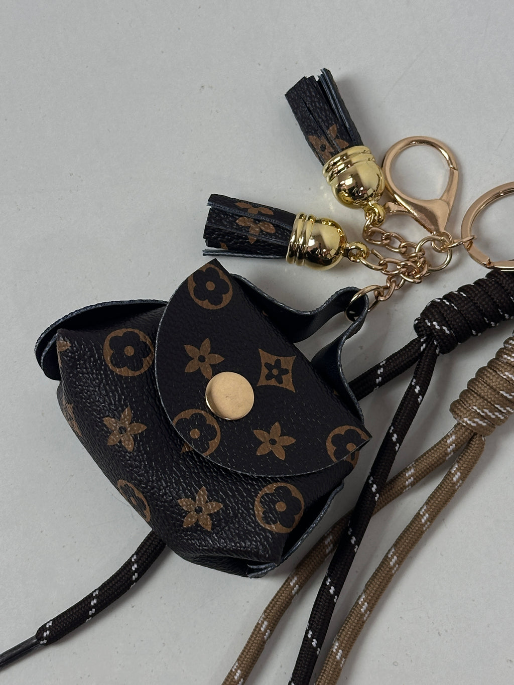Premium multiple keychain