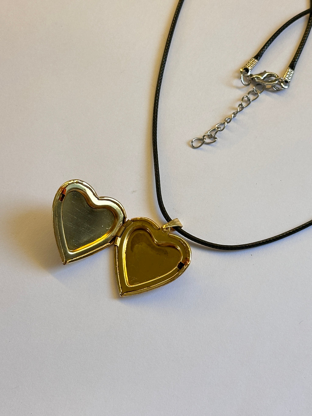 Openable heart mirror locket