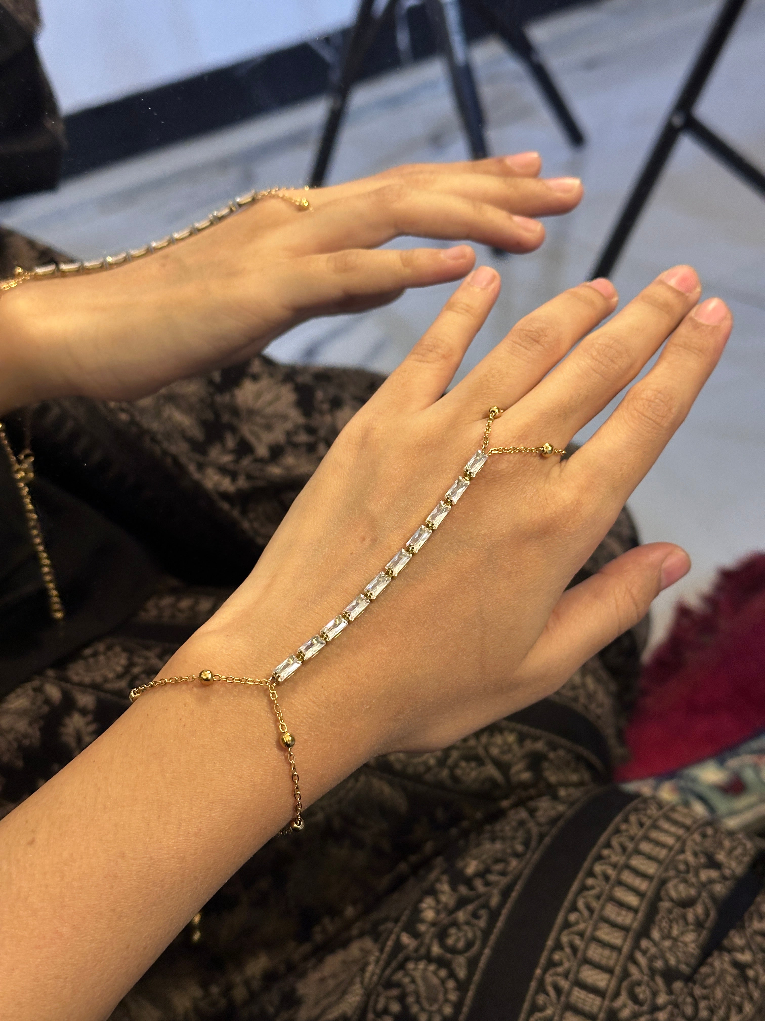 Anti tarnished hand chain