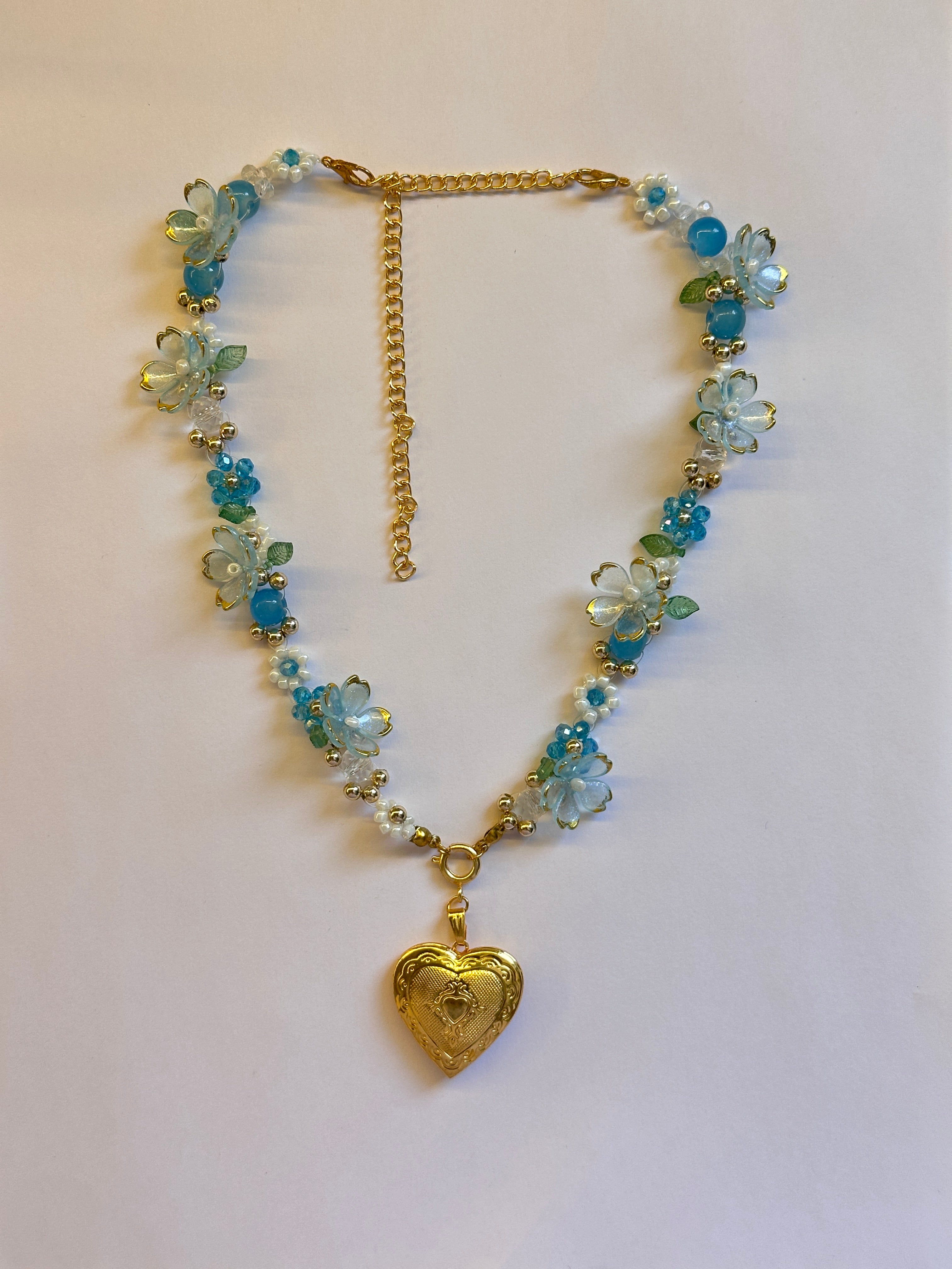 Floral necklace