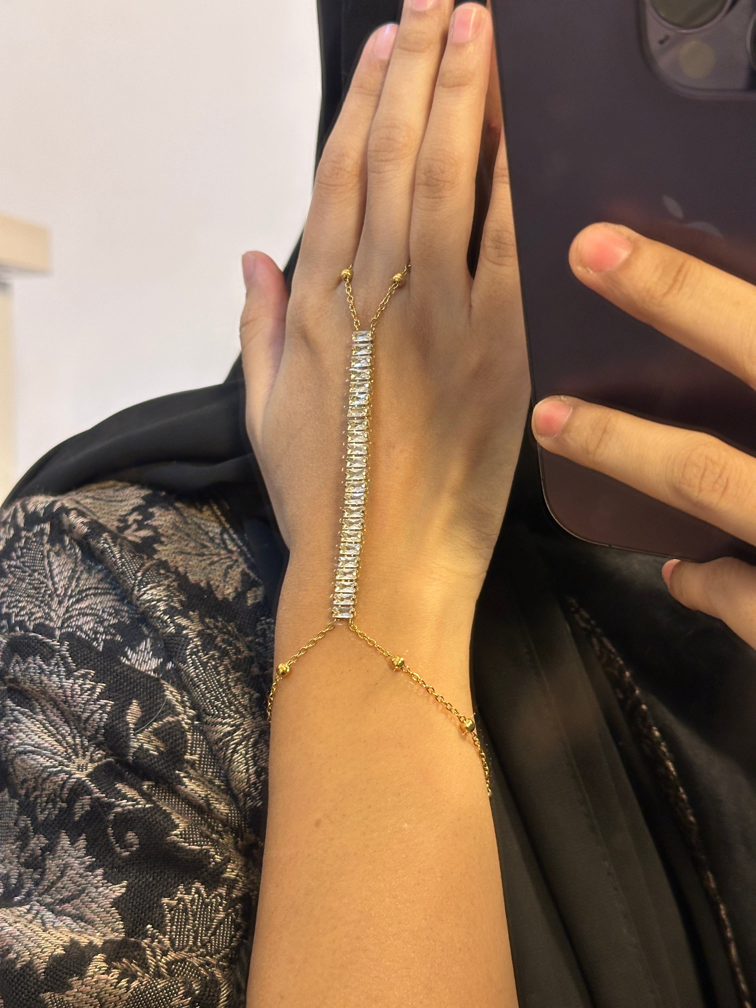 Anti tarnished hand chain